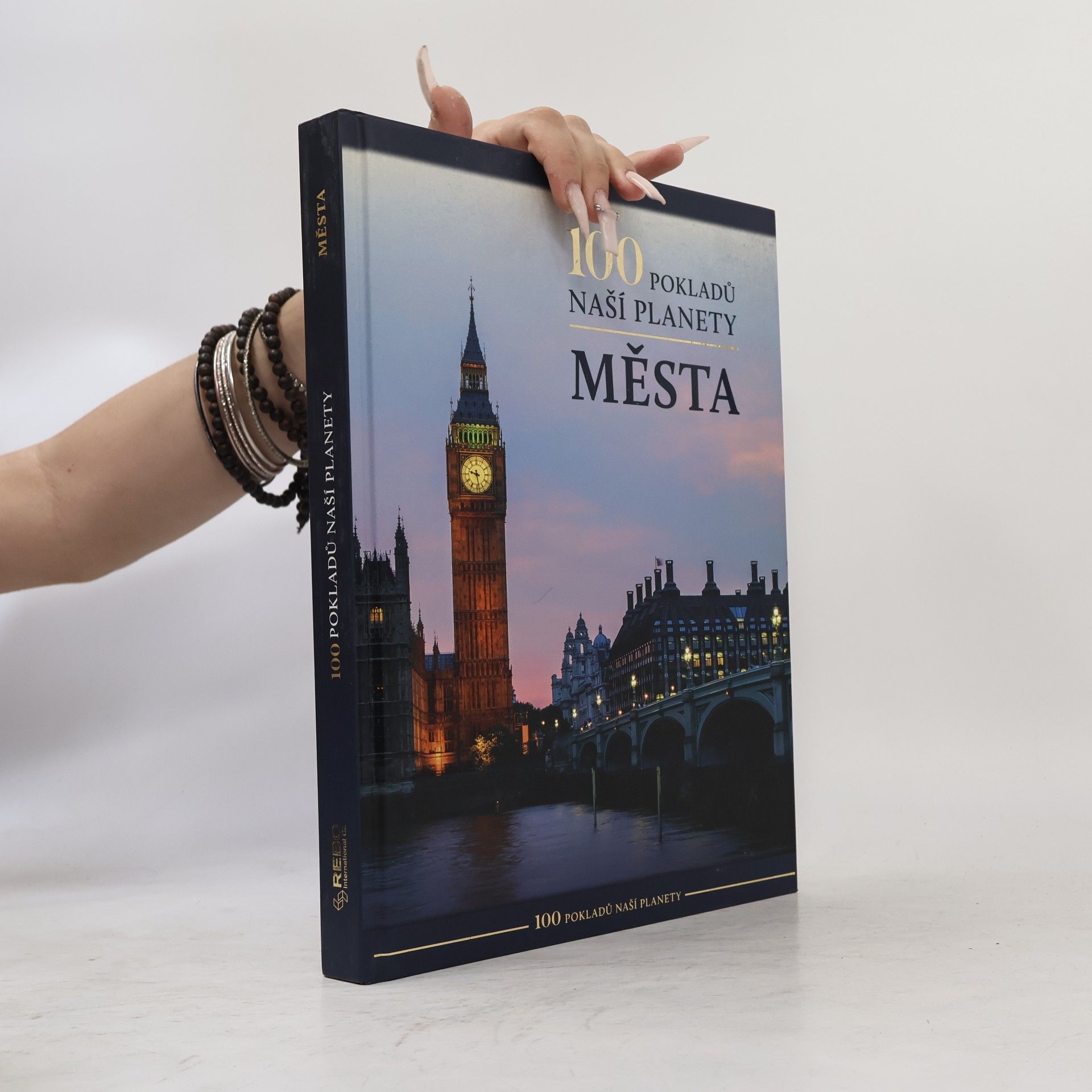 Collectif d'auteurs 100 pokladů naší planety: Města