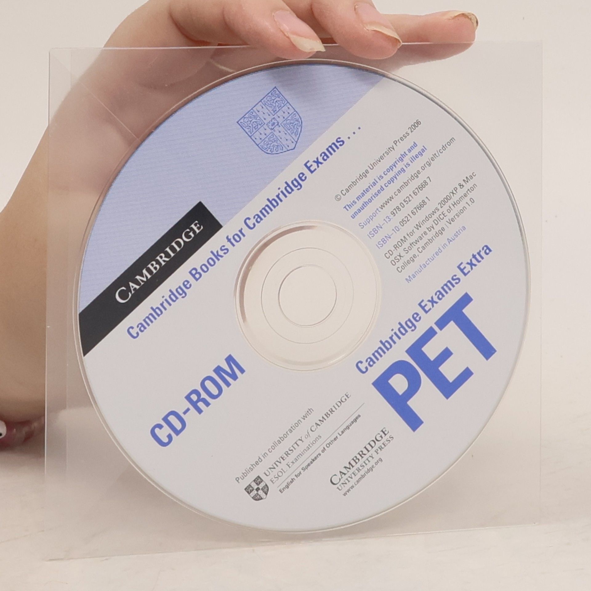 Various authors Cambridge Exams Extra PET With Answers