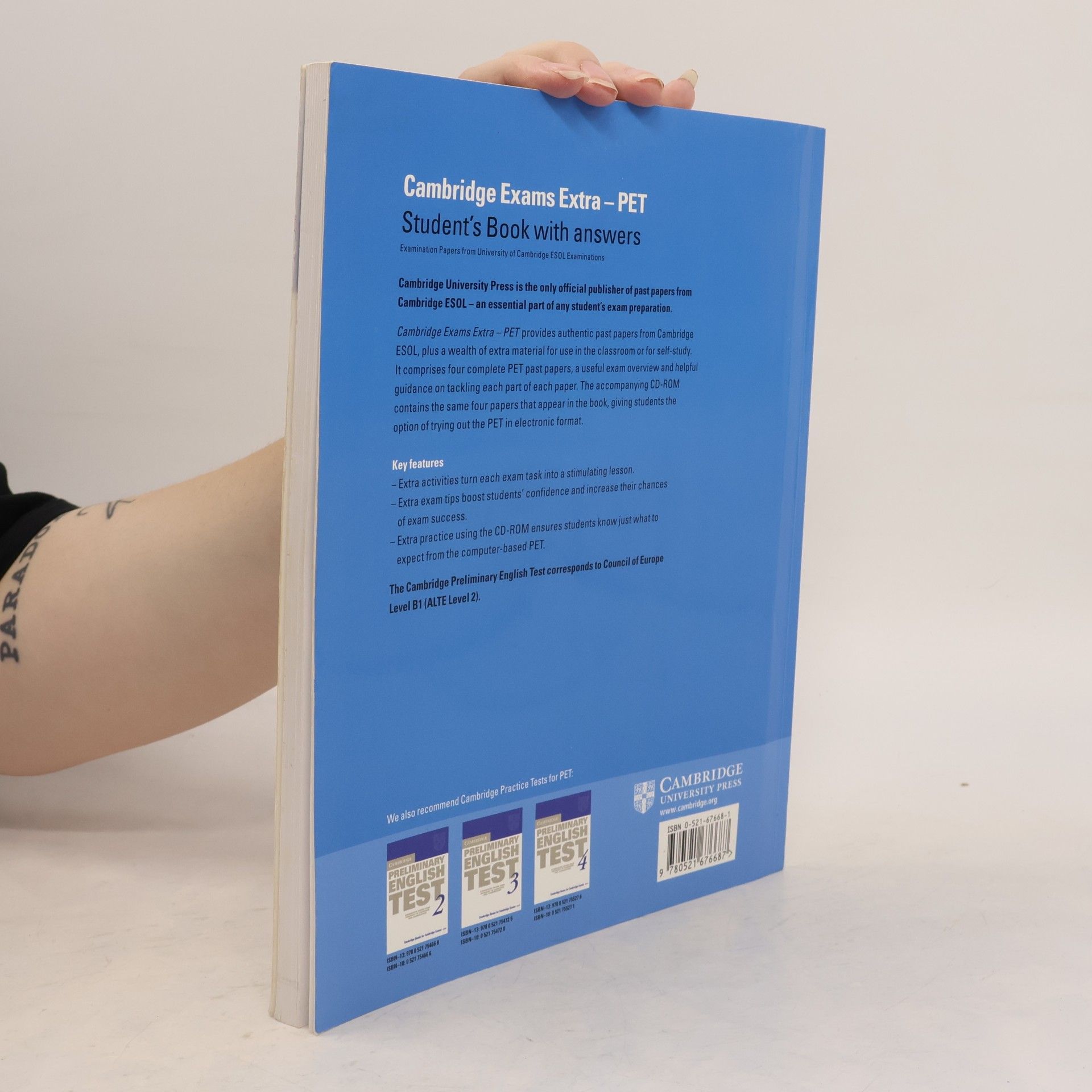 Various authors Cambridge Exams Extra PET With Answers