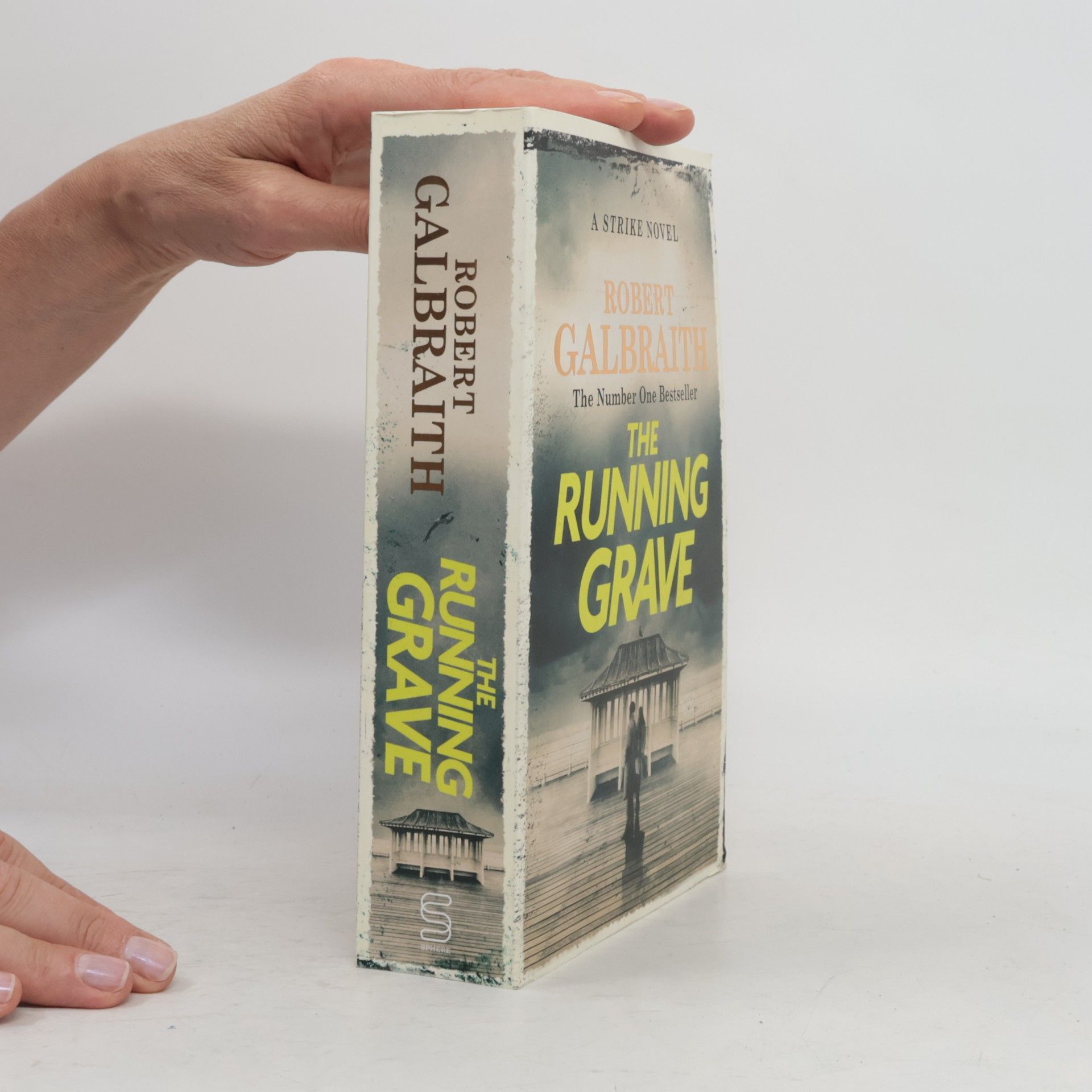 J. K. Rowling The Running Grave