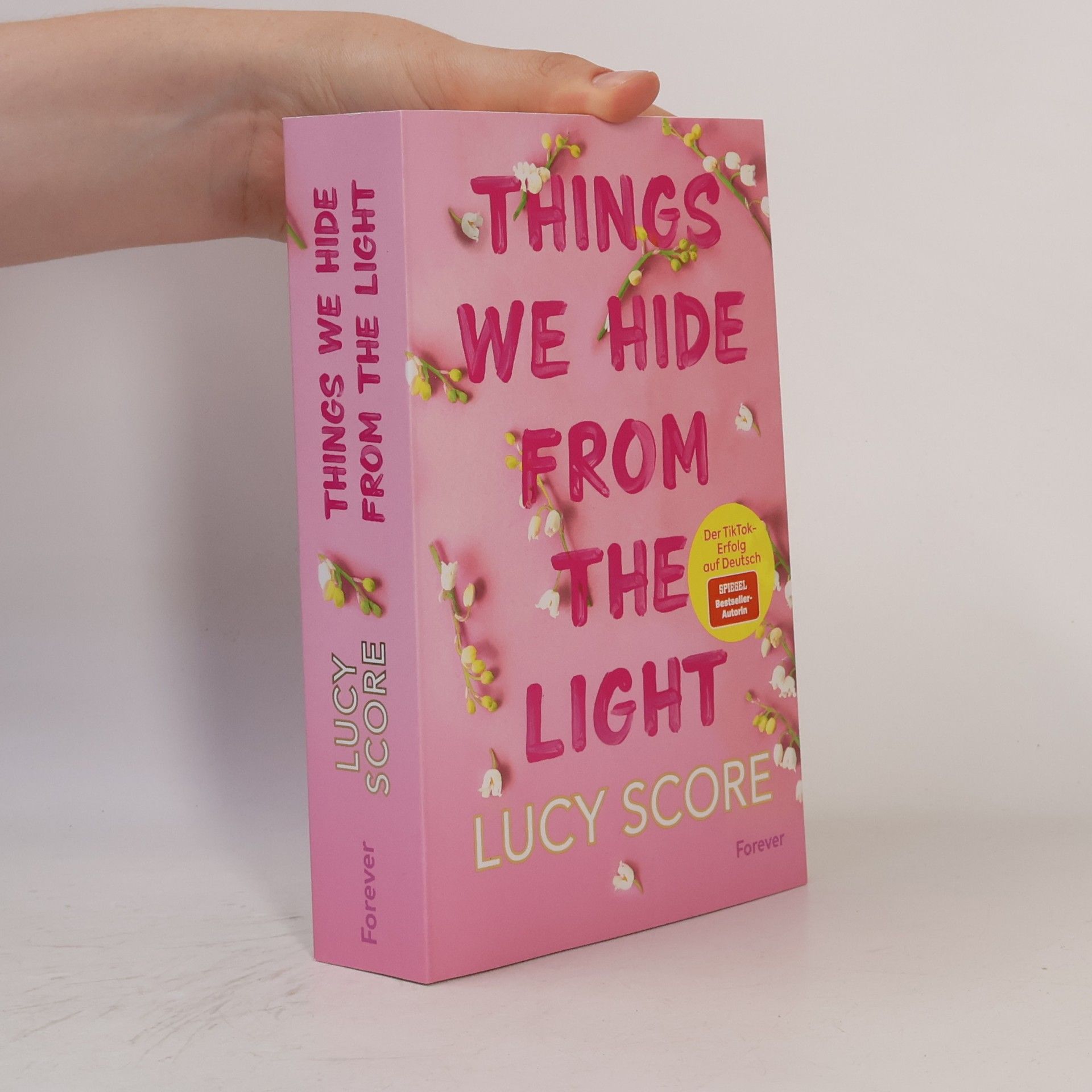 Lucy Score Things We Hide From The Light (Knockemout 2)