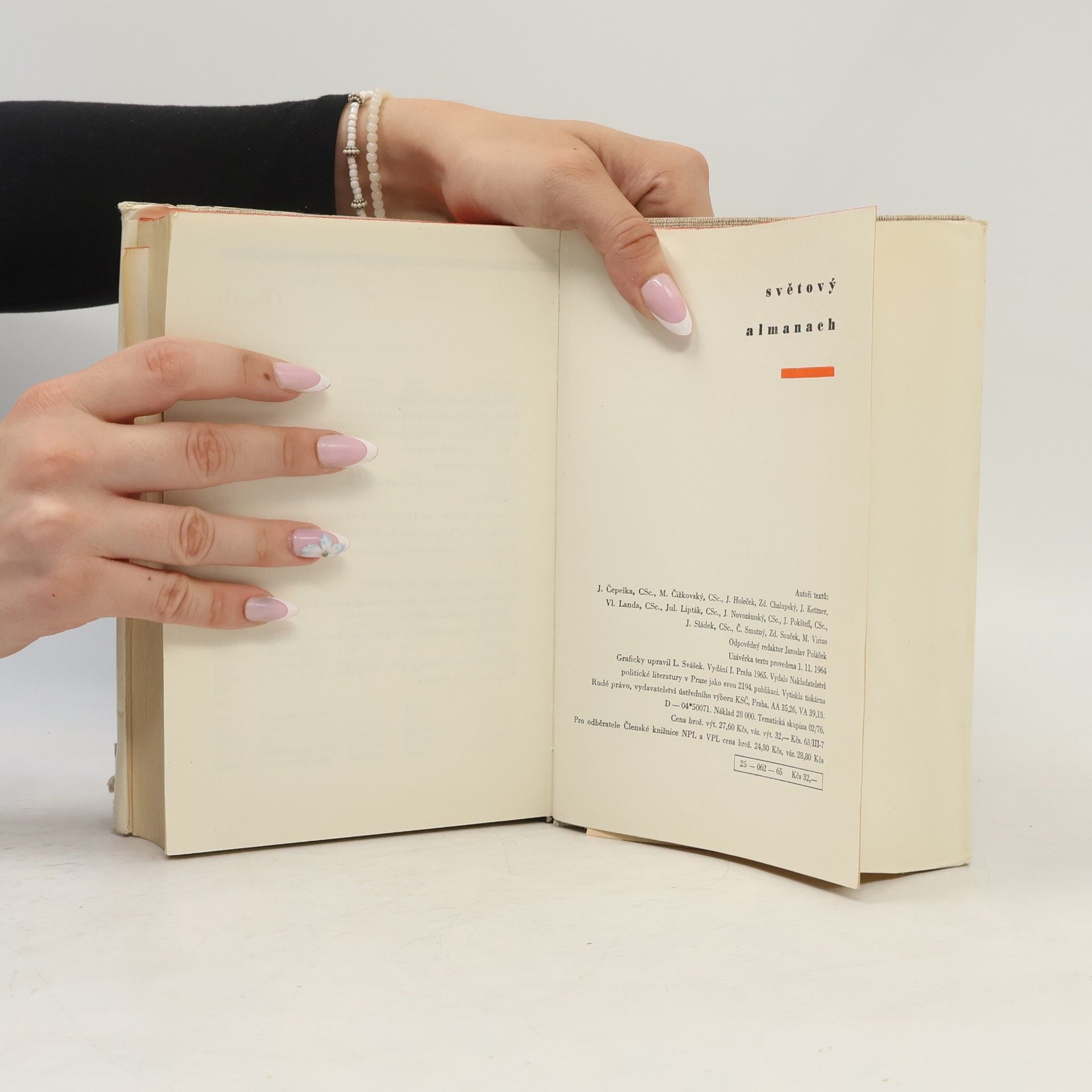 Autores varios Světový almanach