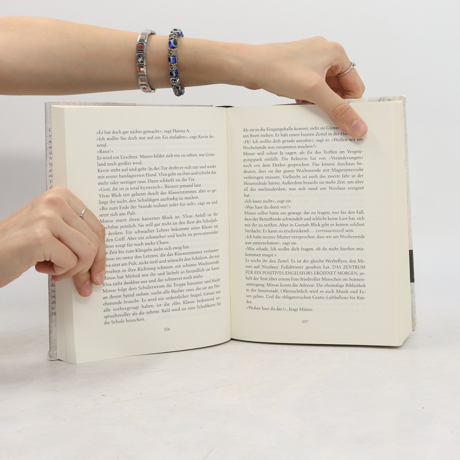 Sara B. Elfgren Feuer. Engelsfors- Trilogie 2