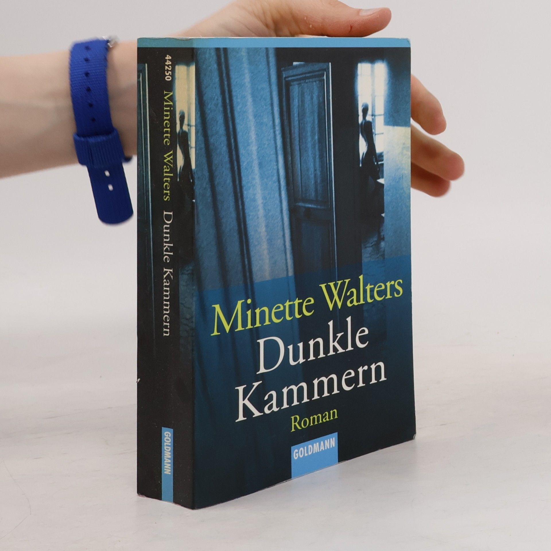 Minette Walter Dunkle Kammern