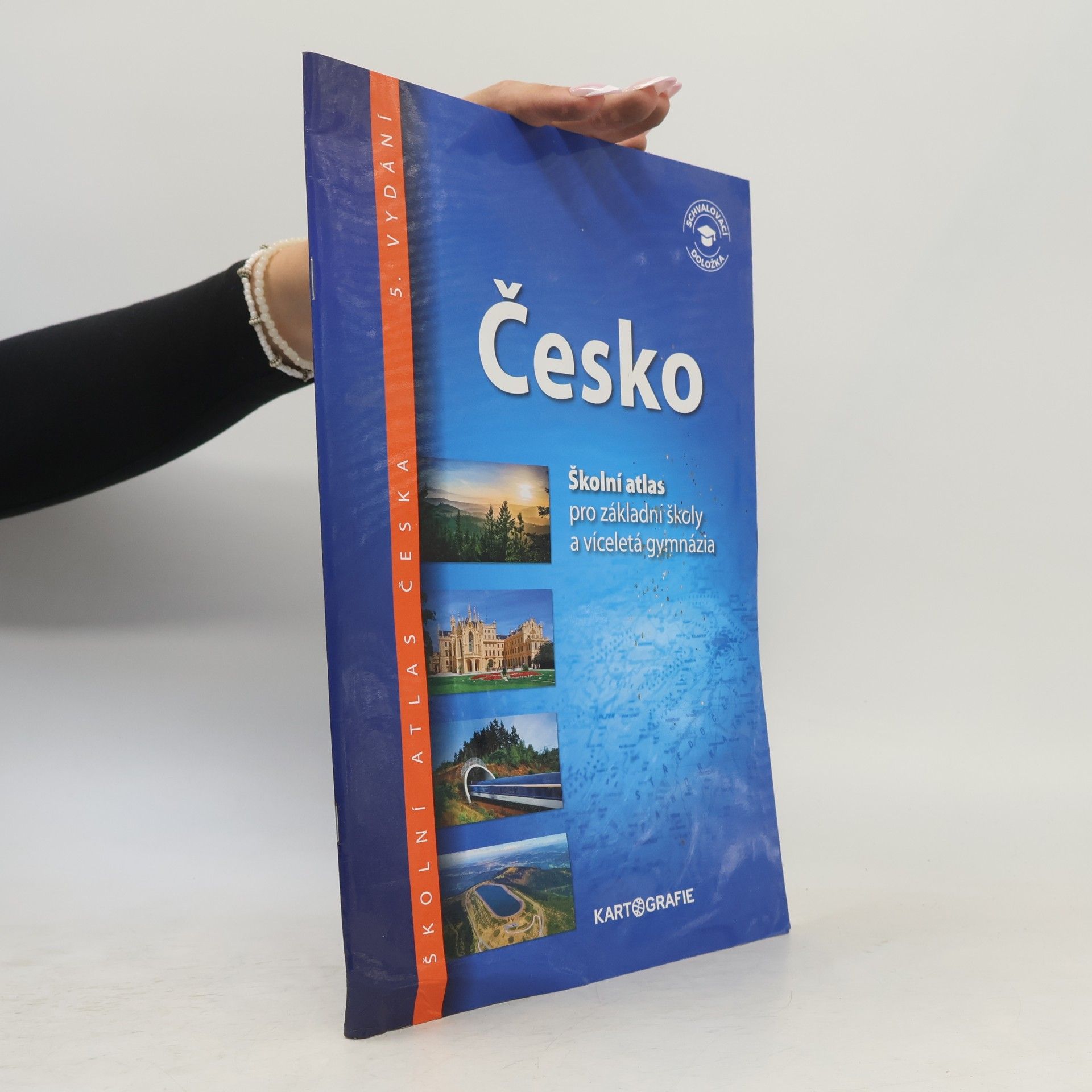 Collectif d'auteurs Česko: školní atlas pro základní školy a víceletá gymnázia