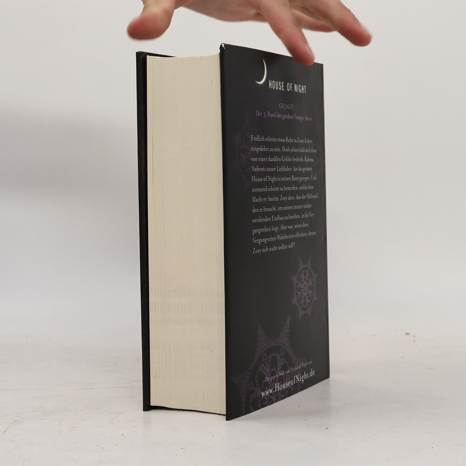 Phyllis Christine Cast House of Night 5. Gejagt