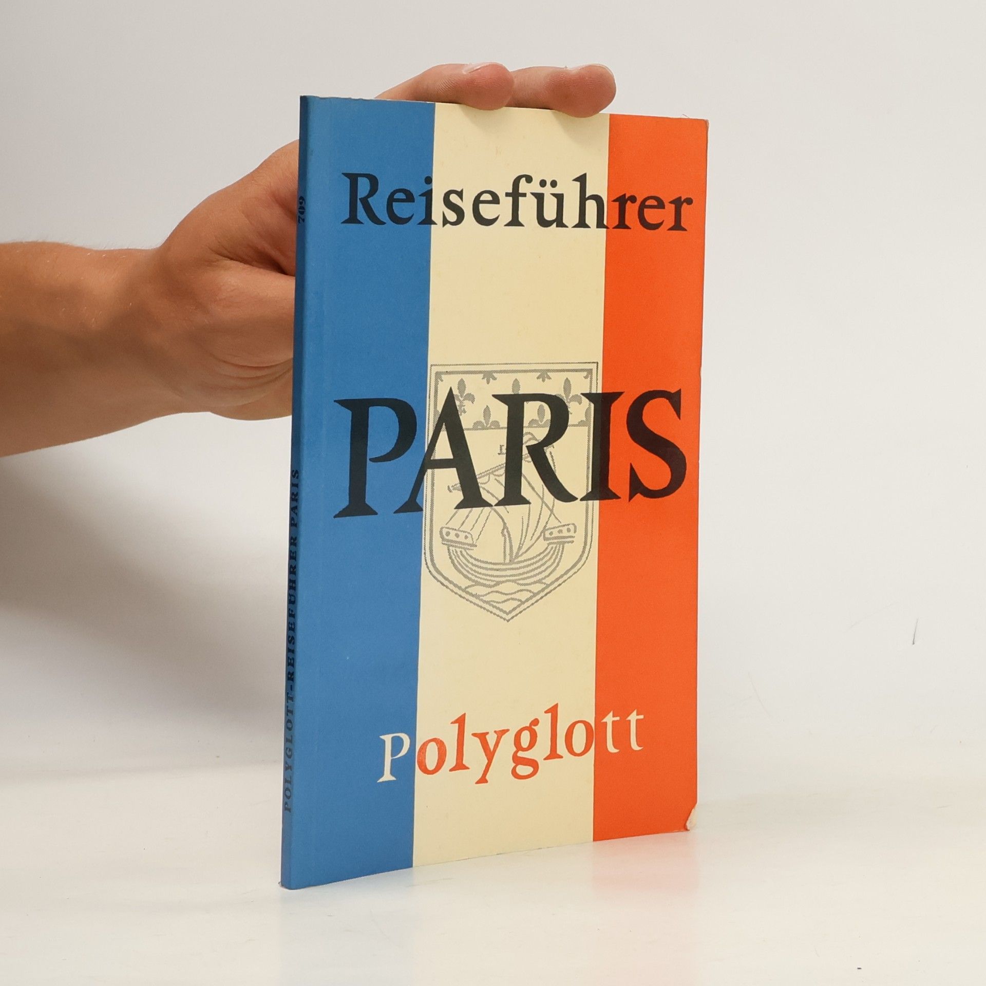 Various authors Reiseführer. Paris