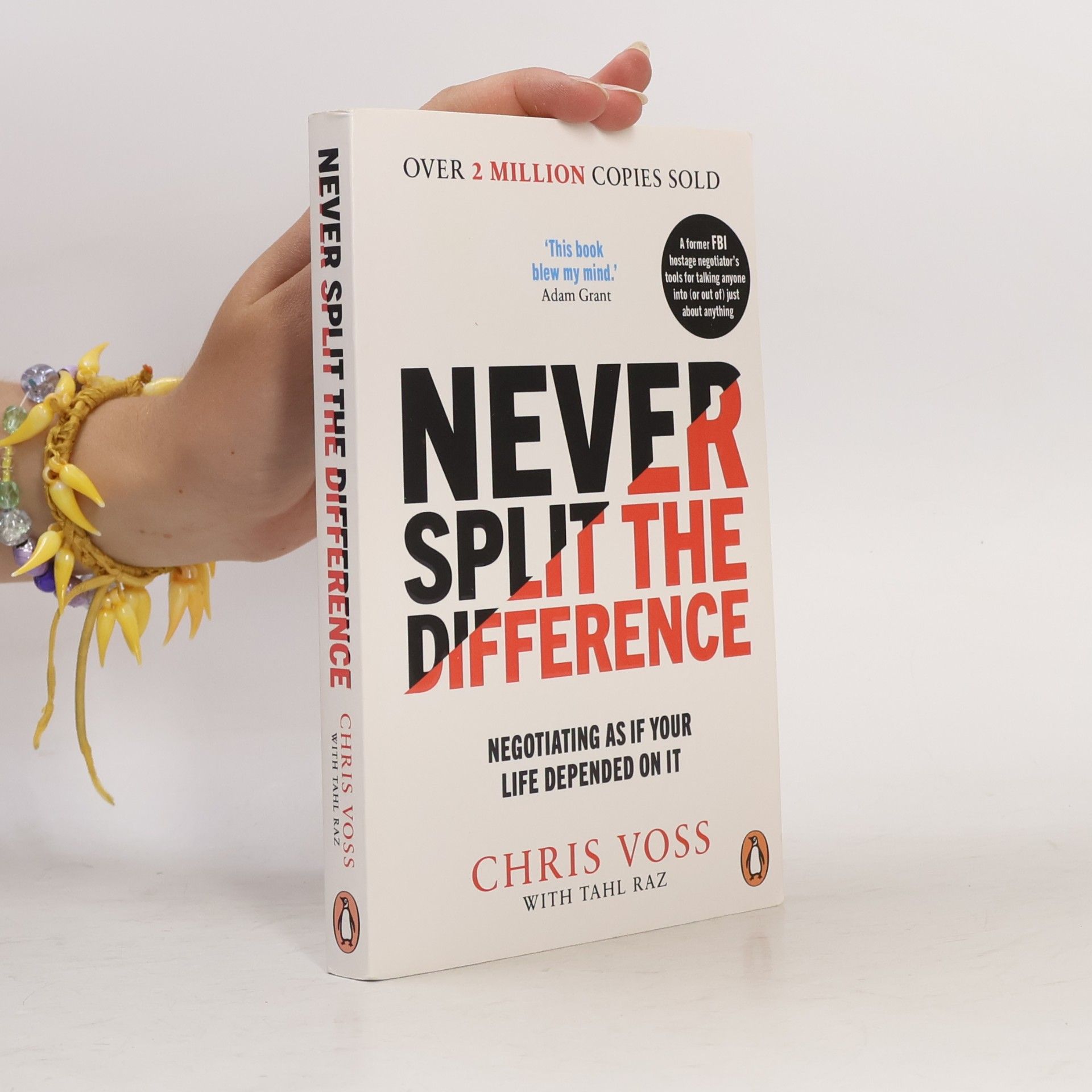 Christopher Voss Never split the difference