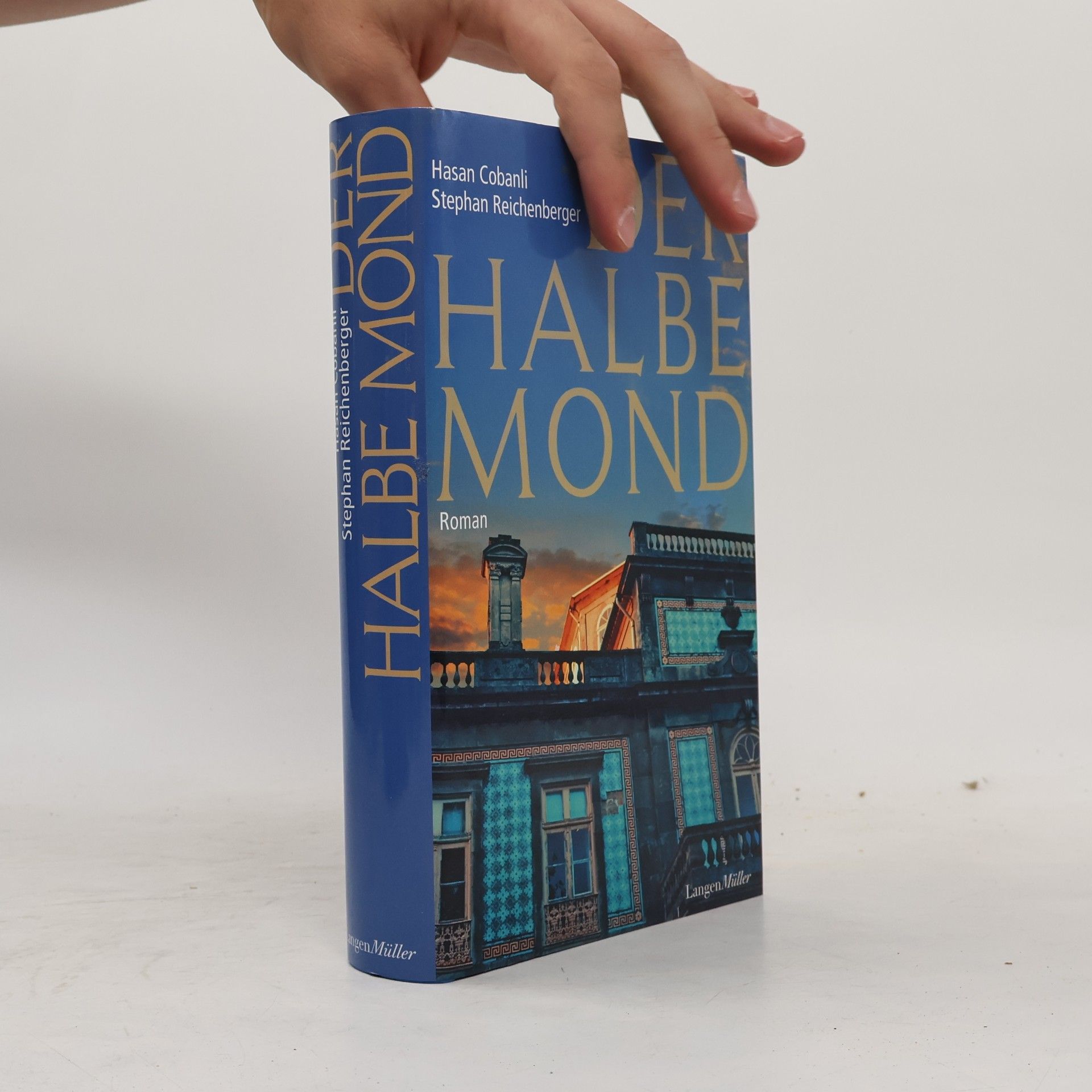Hasan Cobanli Der halbe Mond