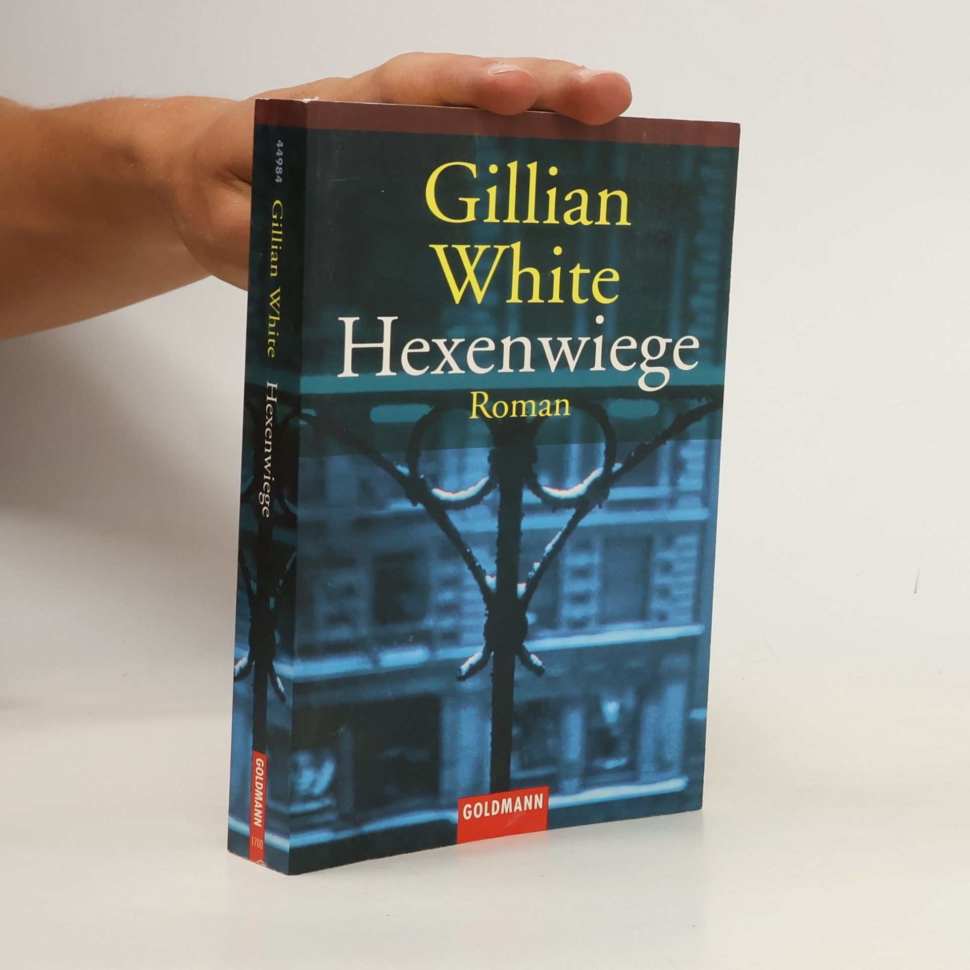 Gillian White Hexenwiege