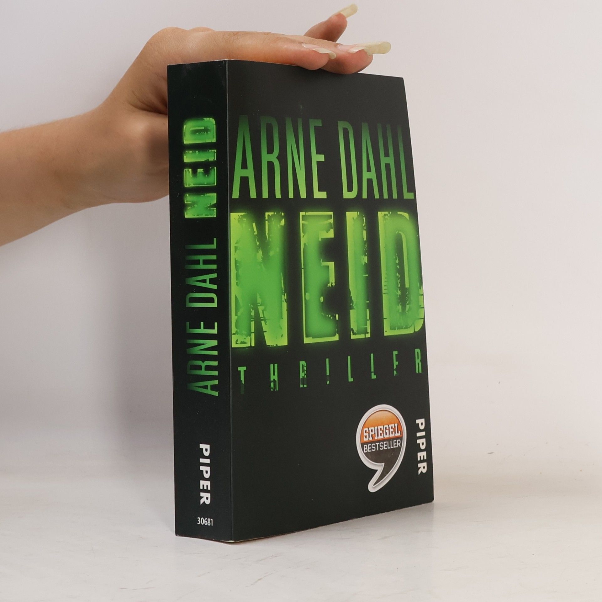 Arne Dahl Neid
