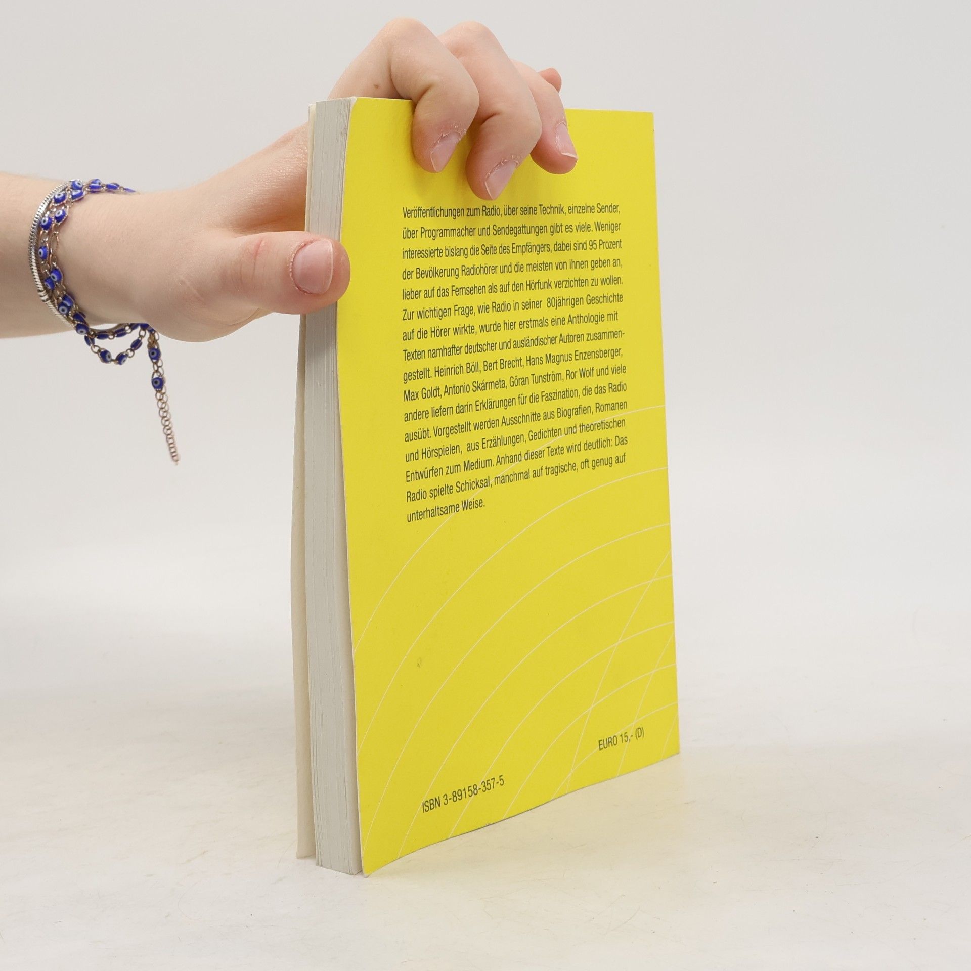 Ruth Blaes Geschichten, die das Medium schrieb