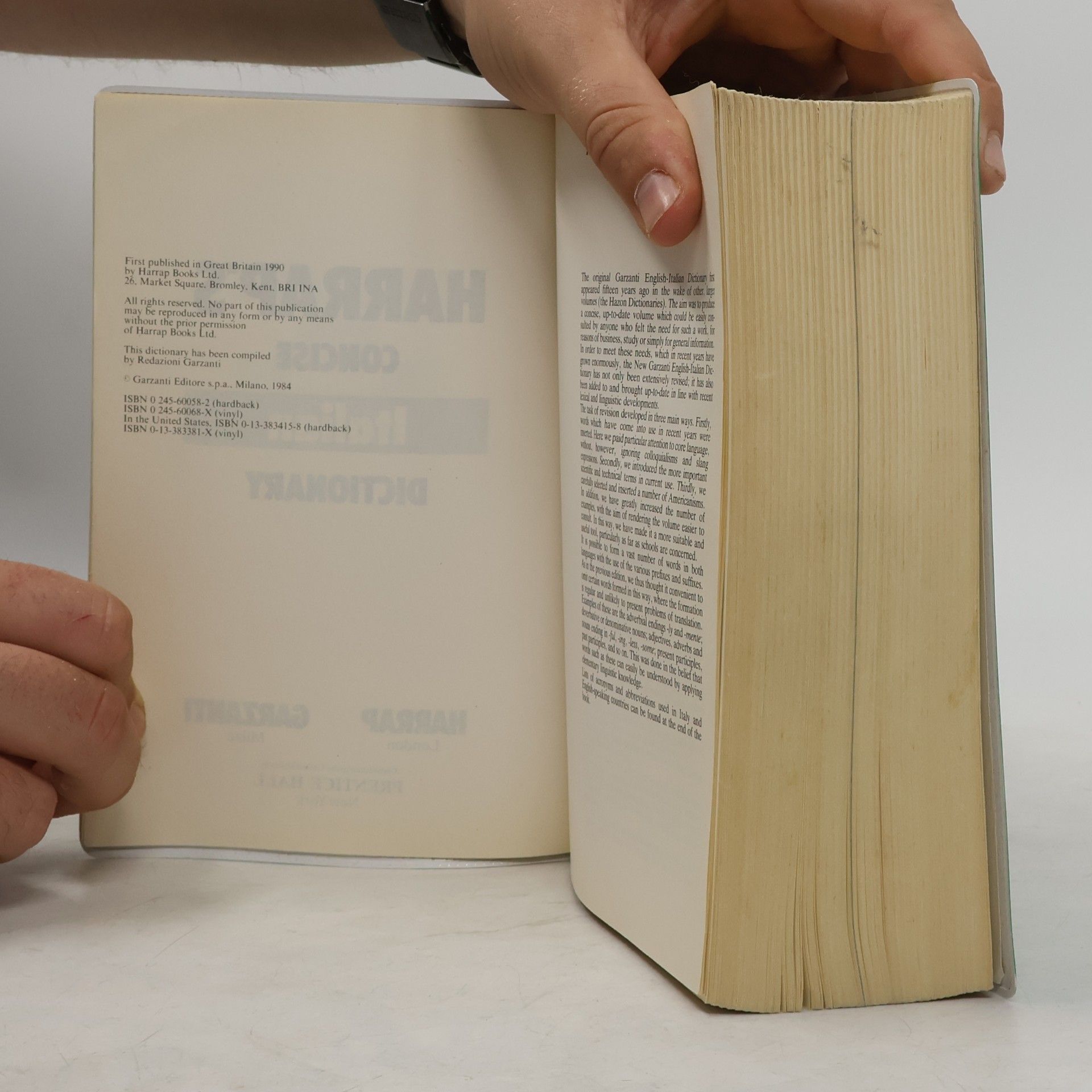Lucia Incerti Caselli Harrap's Concise Italian-English, English-Italian Dictionary