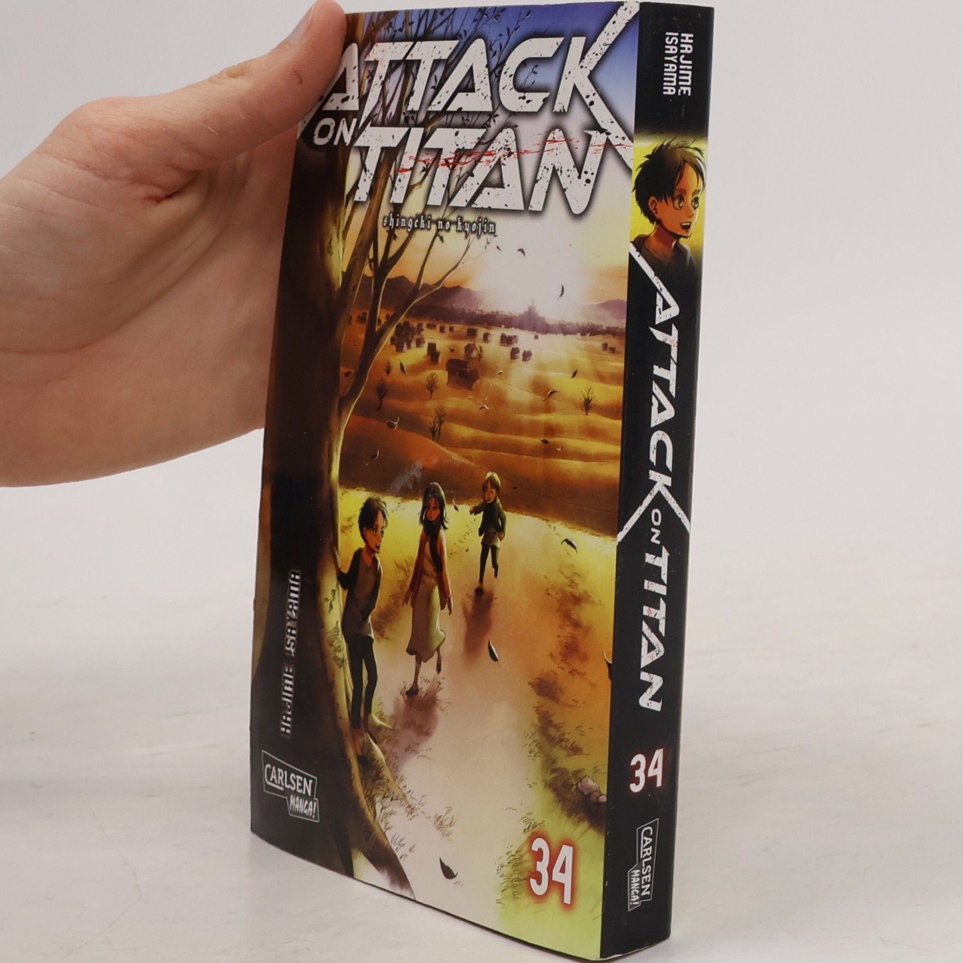 Hajime Isayama Attack on Titan 34