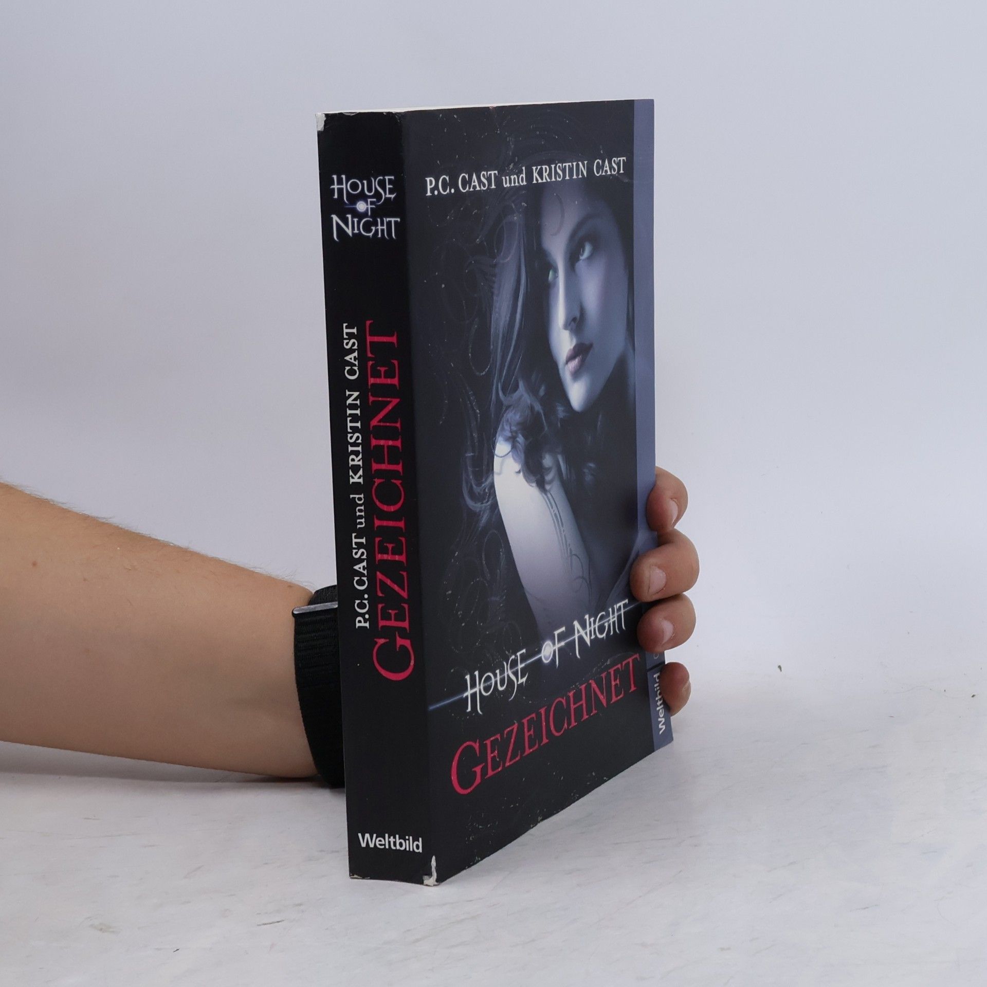 P. C. Cast House of Night. Gezeichnet