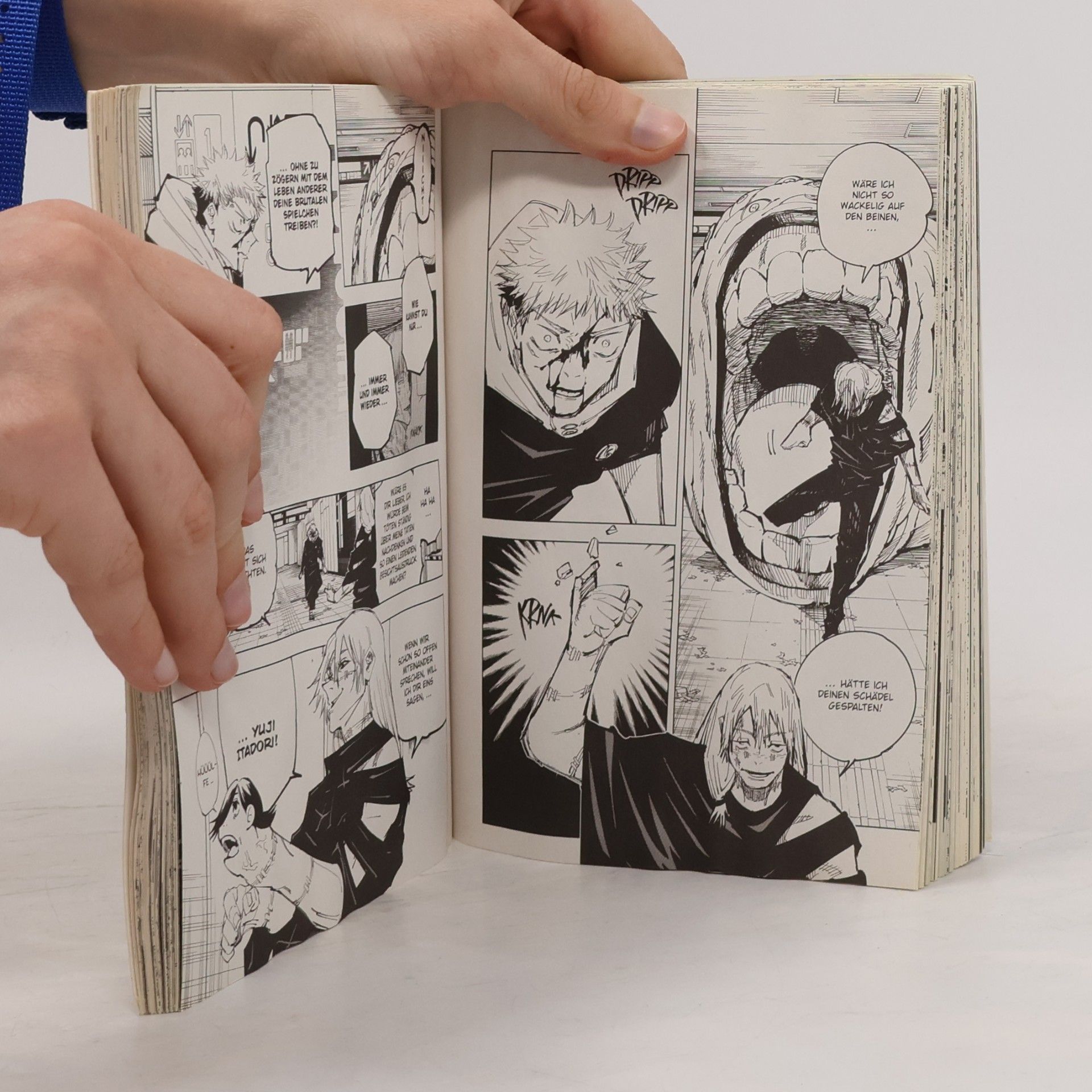 Gege Akutami Jujutsu Kaisen