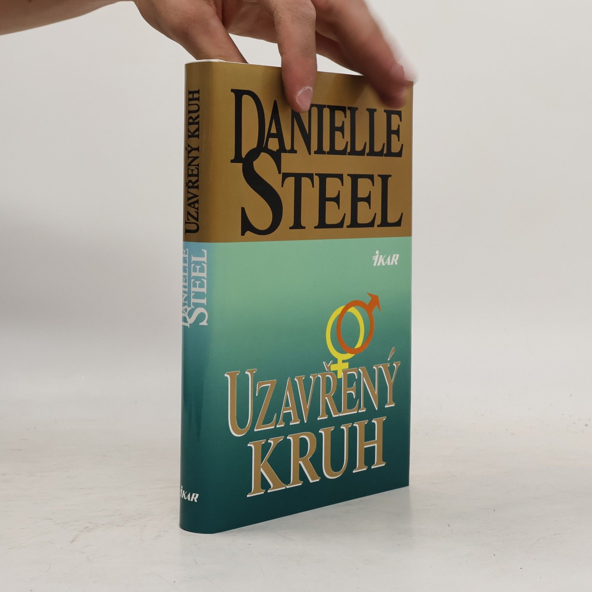 Danielle Steelová Uzavřený kruh