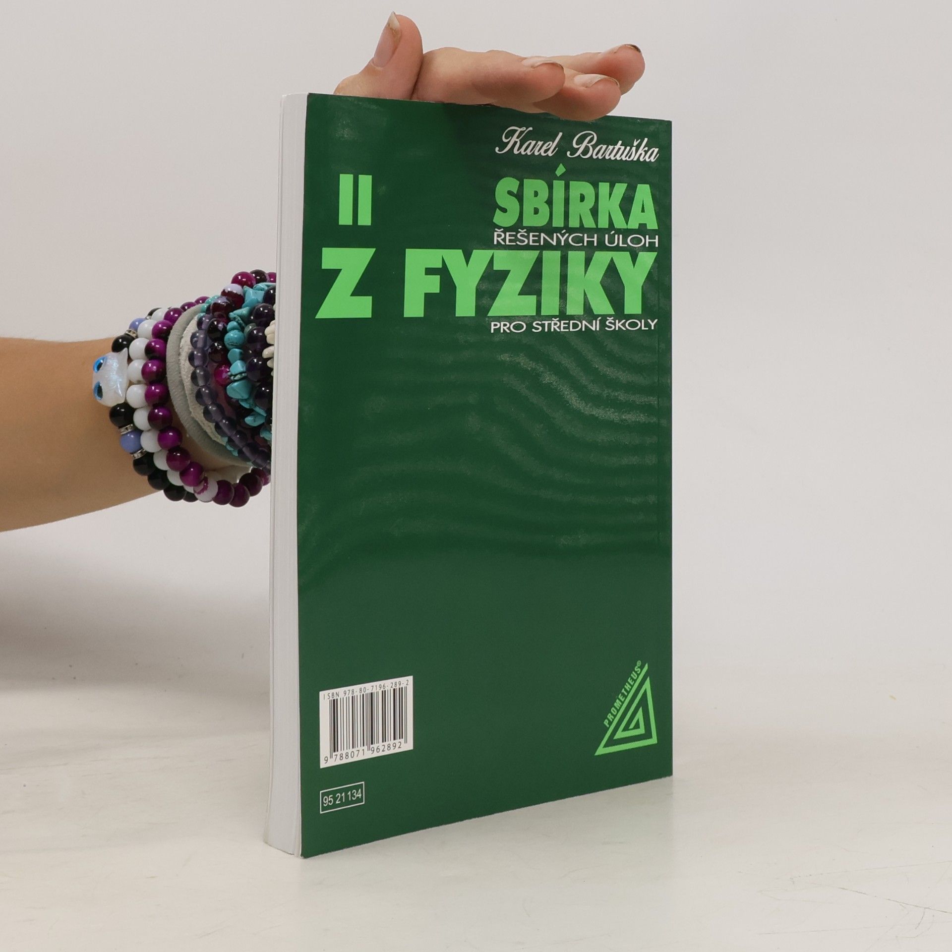 Karel Bartuška Sbírka řešených úloh z fyziky pro střední školy. II