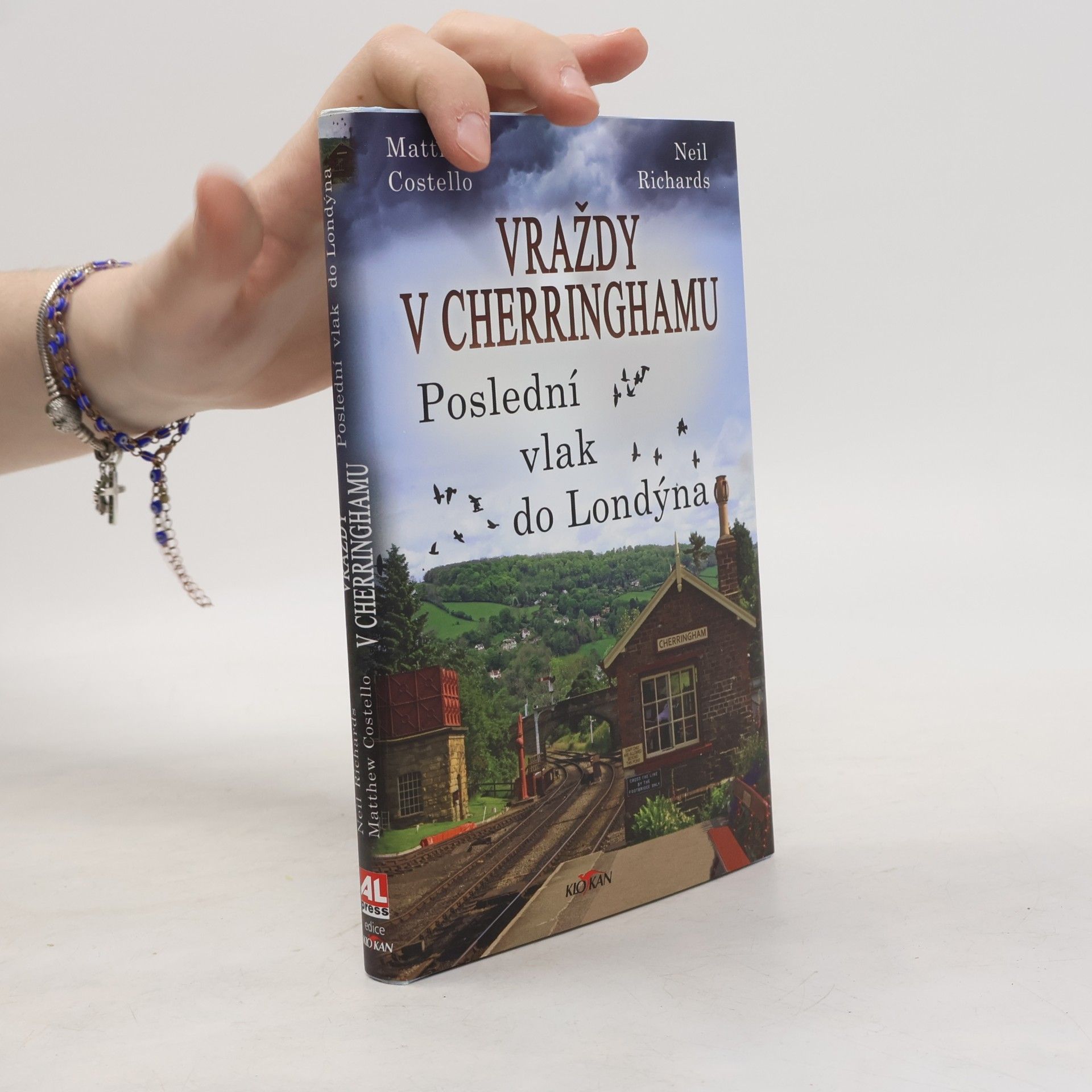 Neil Richards Vraždy v Cherringhamu. Poslední vlak do Londýna