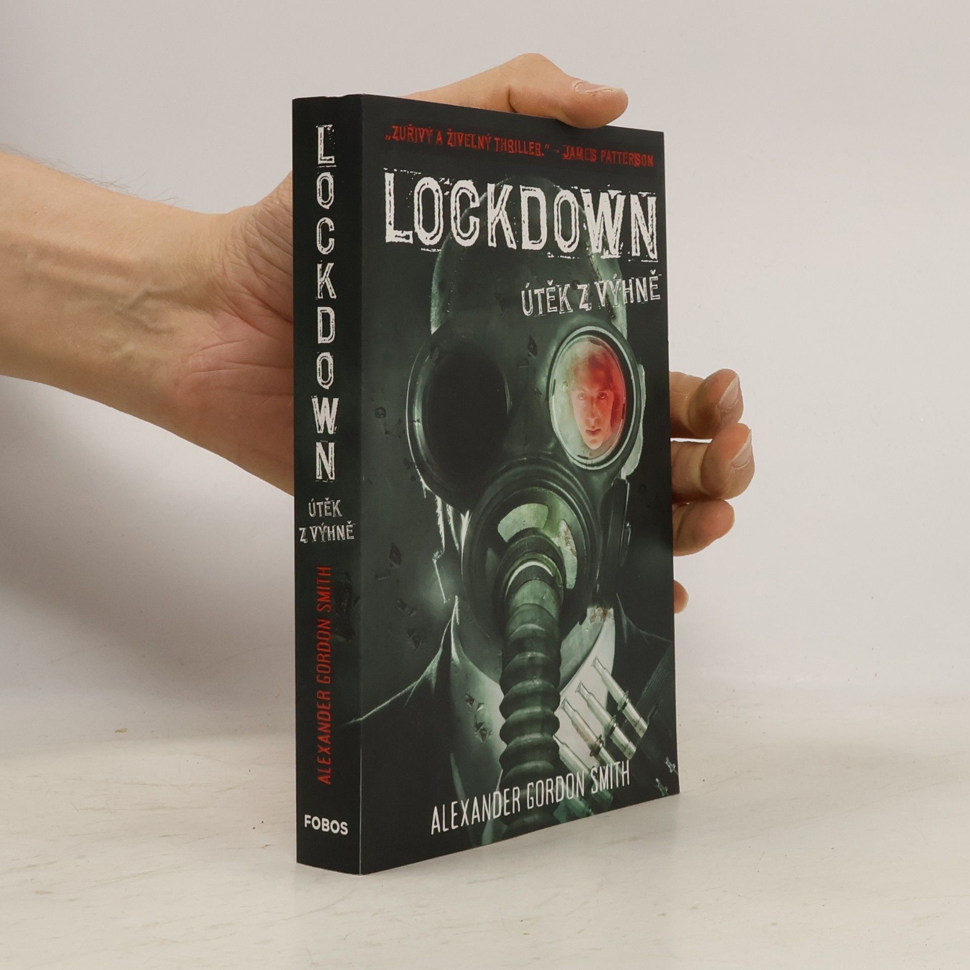 Alexander Gordon Smith Lockdown
