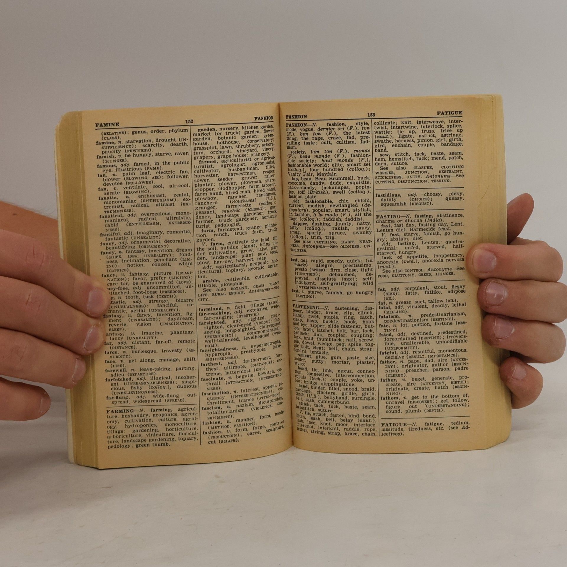 Norman Lewis New Rogets Thesaurus - Revised Edition