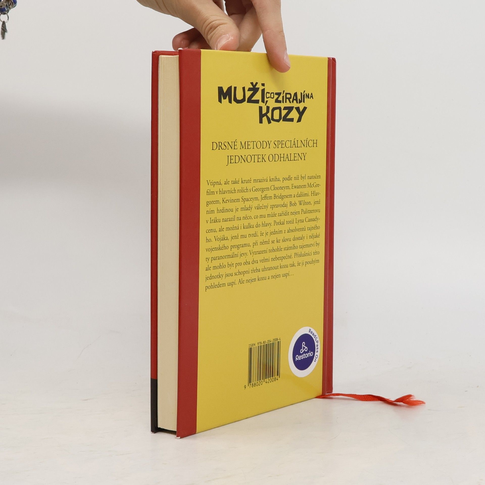 Jon Ronson Muži, co zírají na kozy