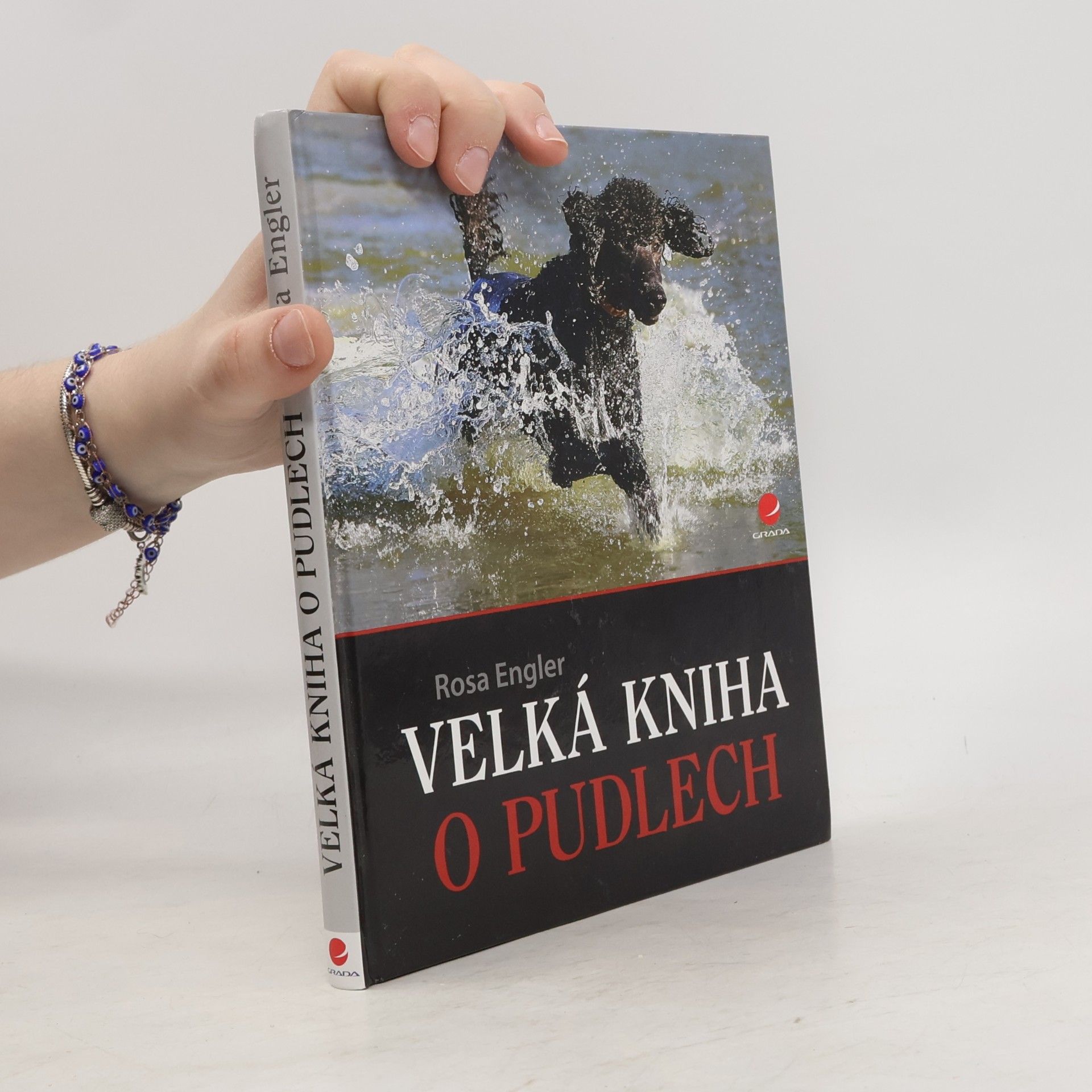 Rosa Engler Velká kniha o pudlech