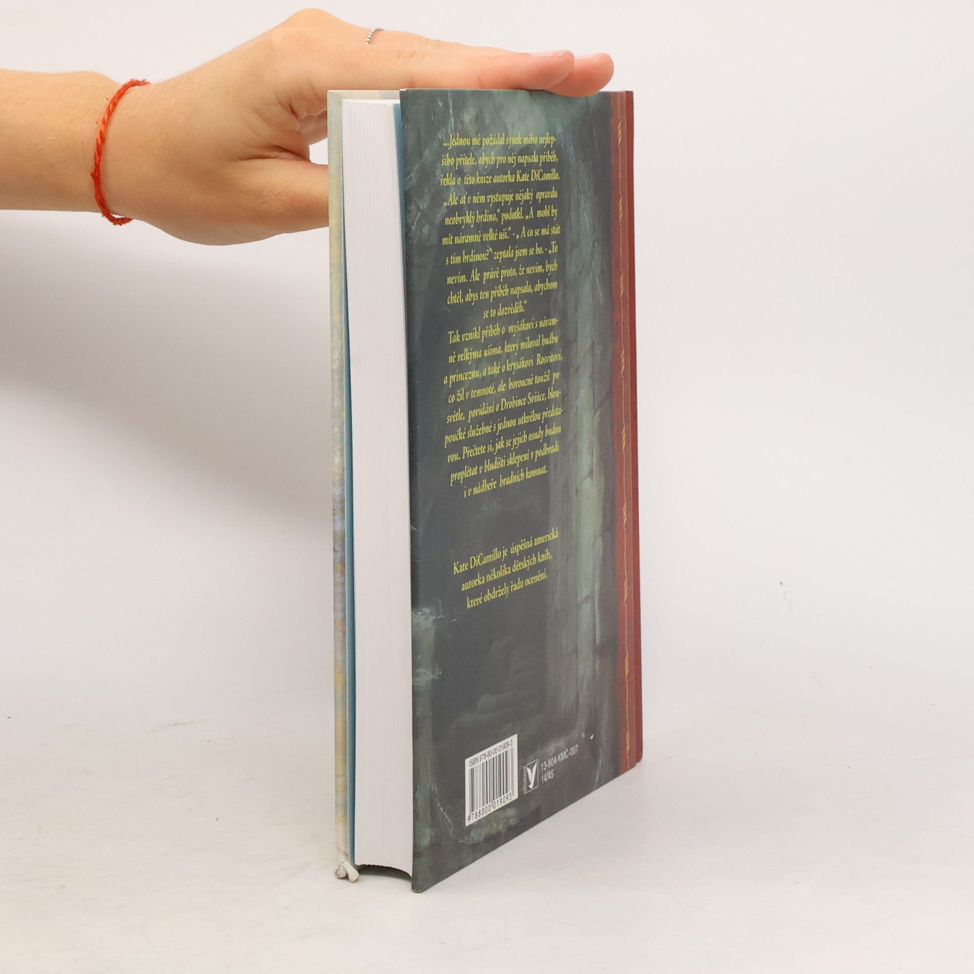 Kate DiCamillo Příběh o Zoufálkovi, aneb, Vyprávění o myšákovi, princezně, troše polévky a špulce niti