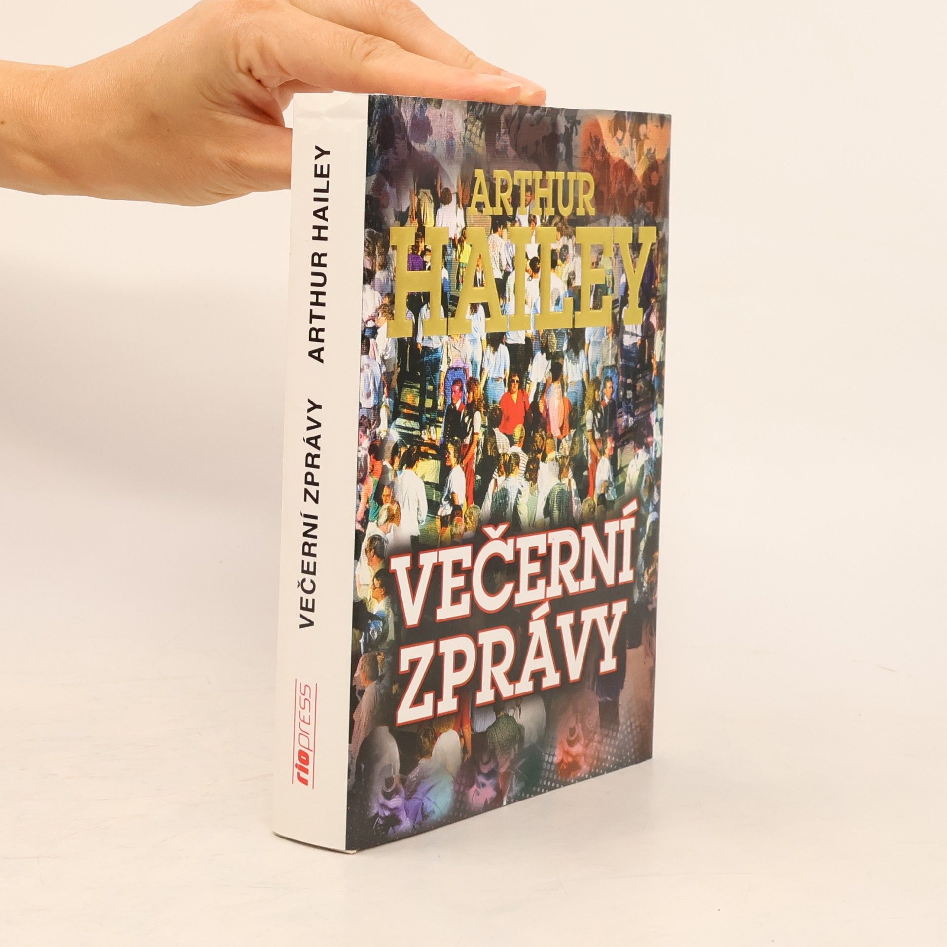 Arthur Hailey Večerní zprávy