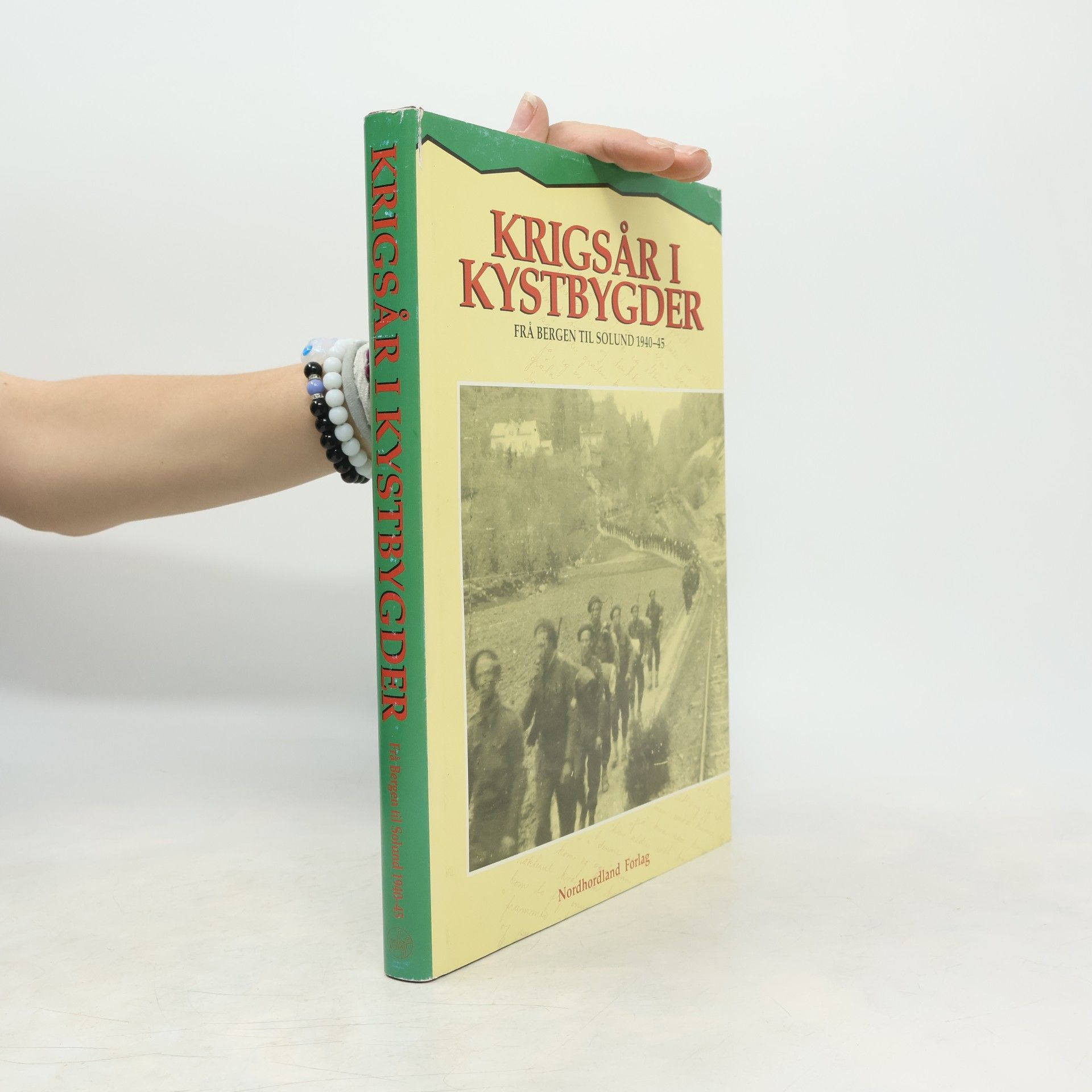 Bernt Tungodden Krigsår i kystbygder