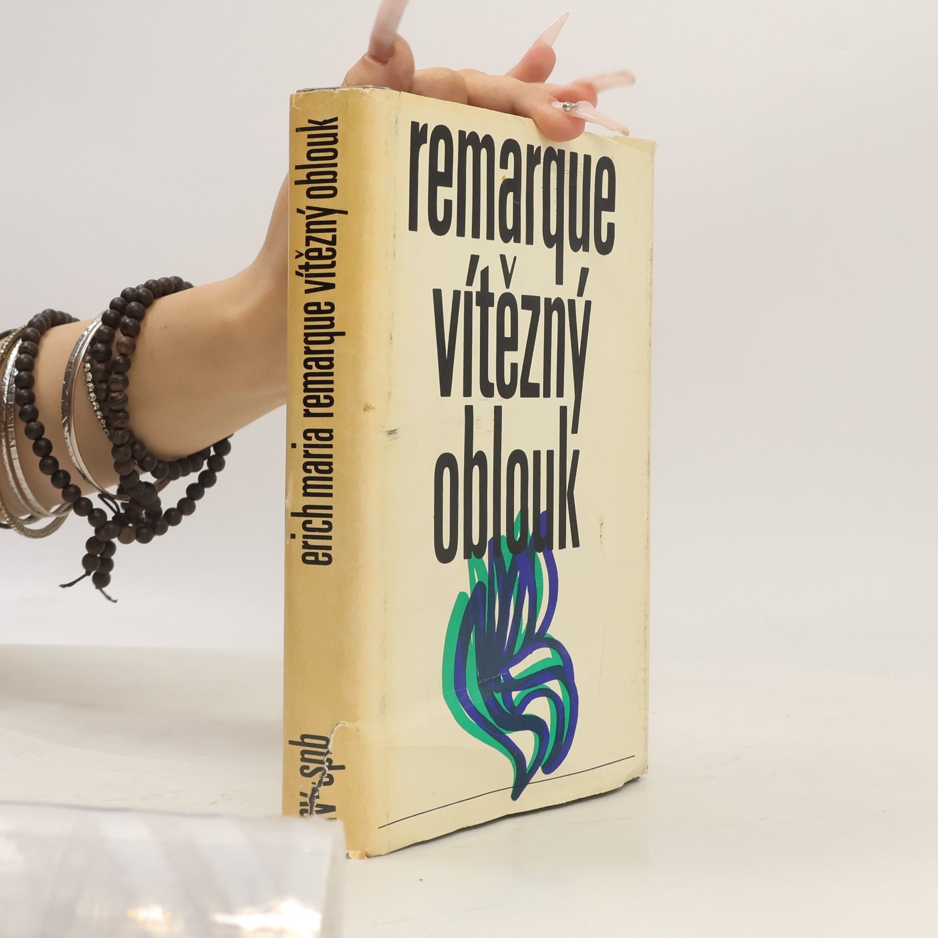 Erich Maria Remarque Vítězný oblouk