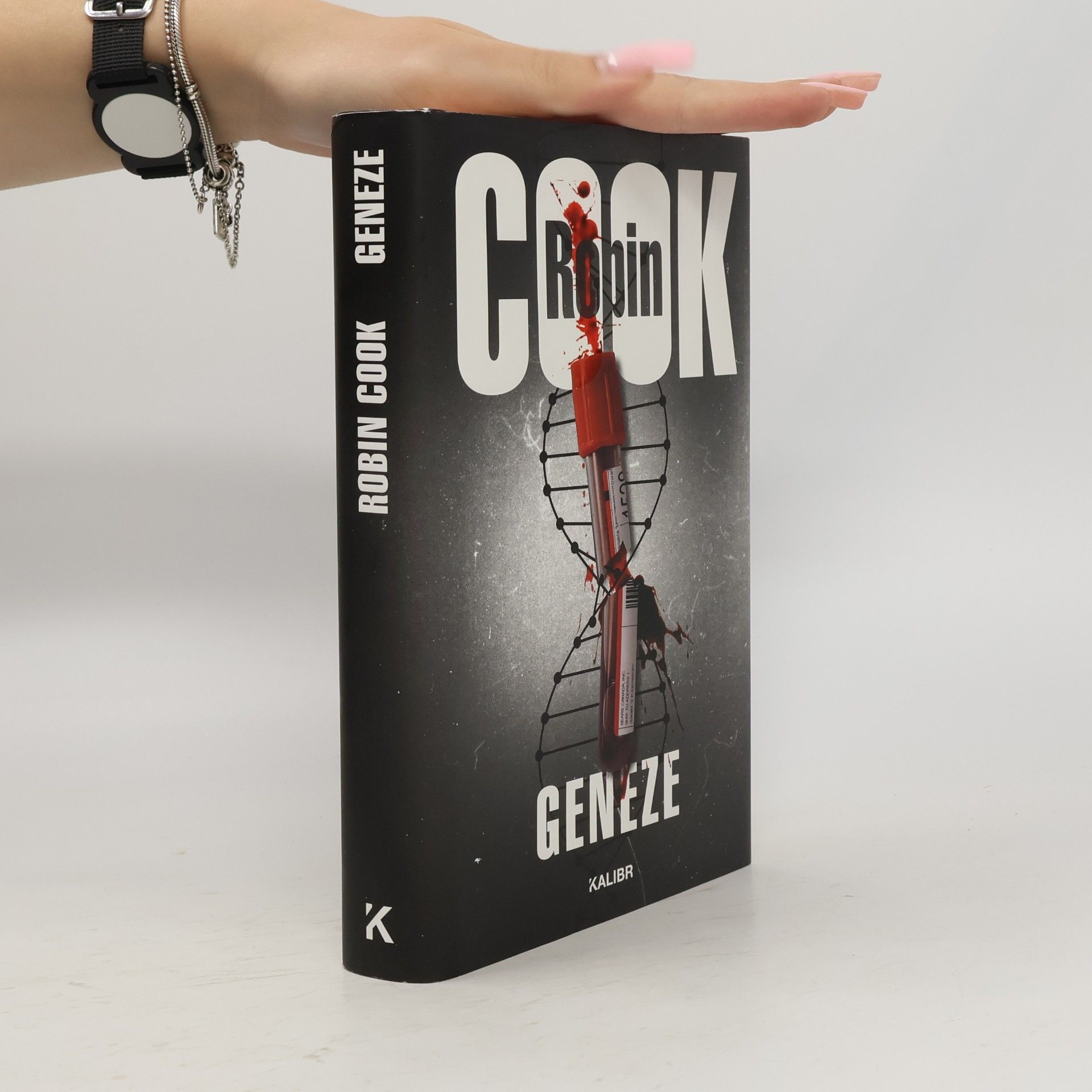 Robin Cook Geneze