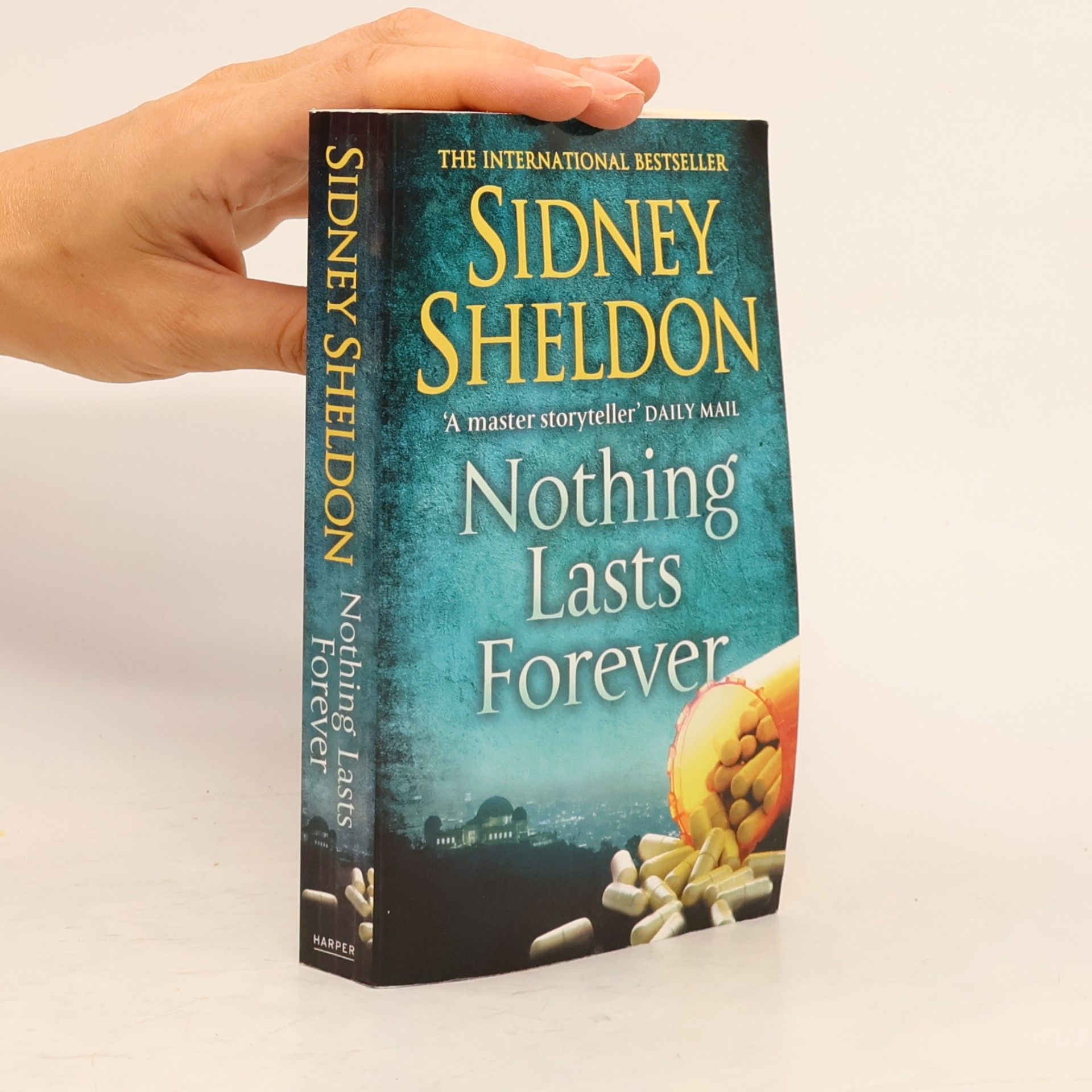 Sidney Sheldon Nothing lasts forever