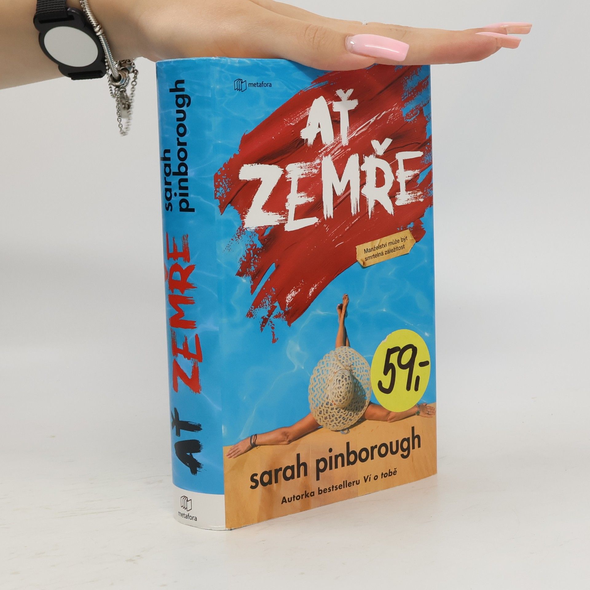Sarah Pinborough Ať zemře