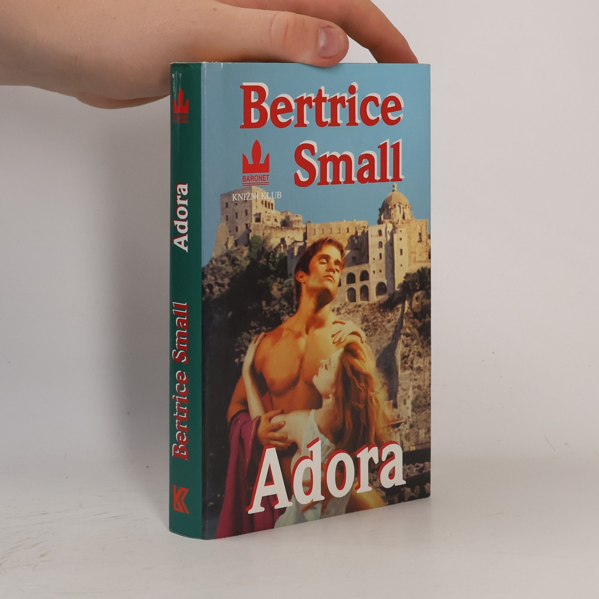 Bertrice Small Adora