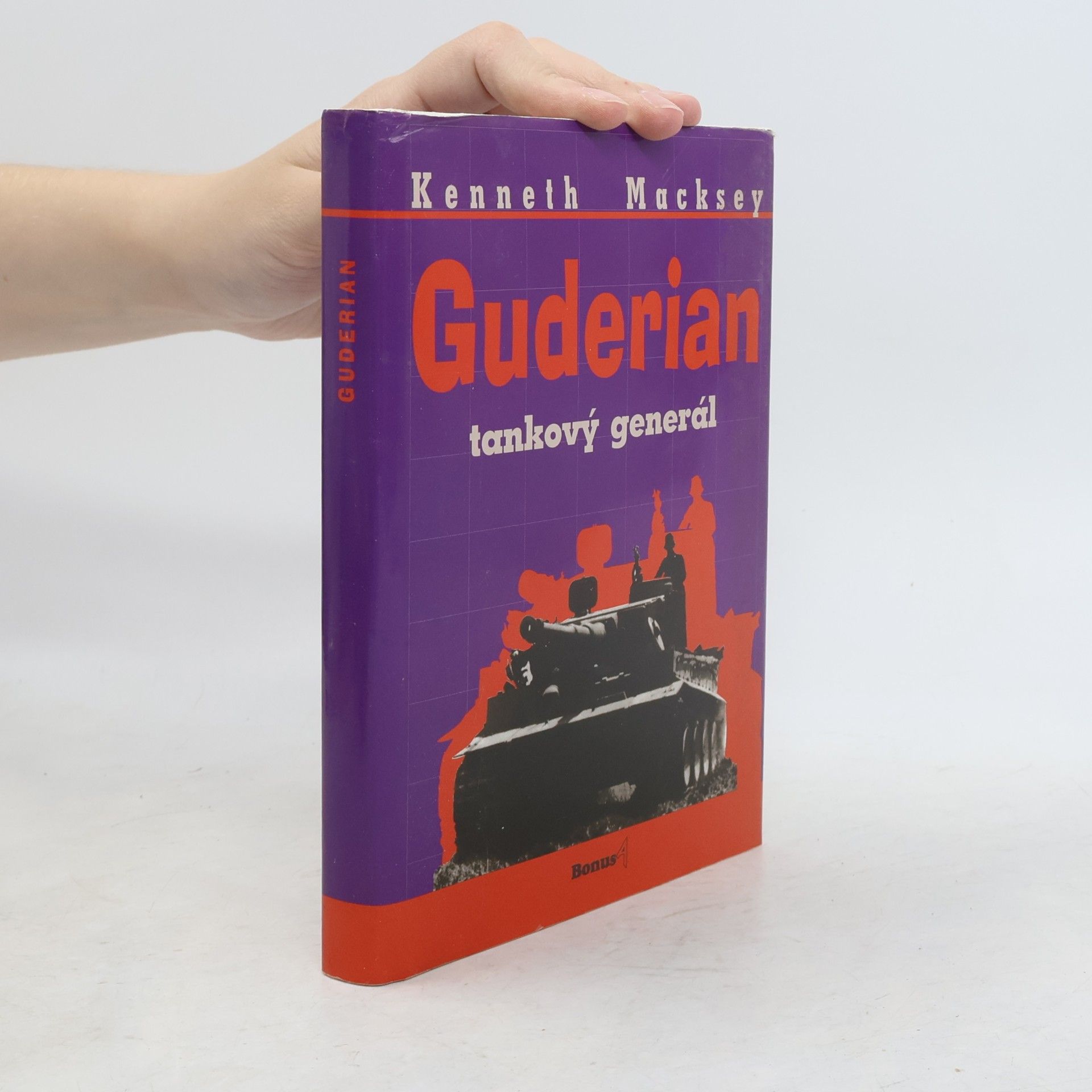 Kenneth Macksey Guderian. Tankový generál