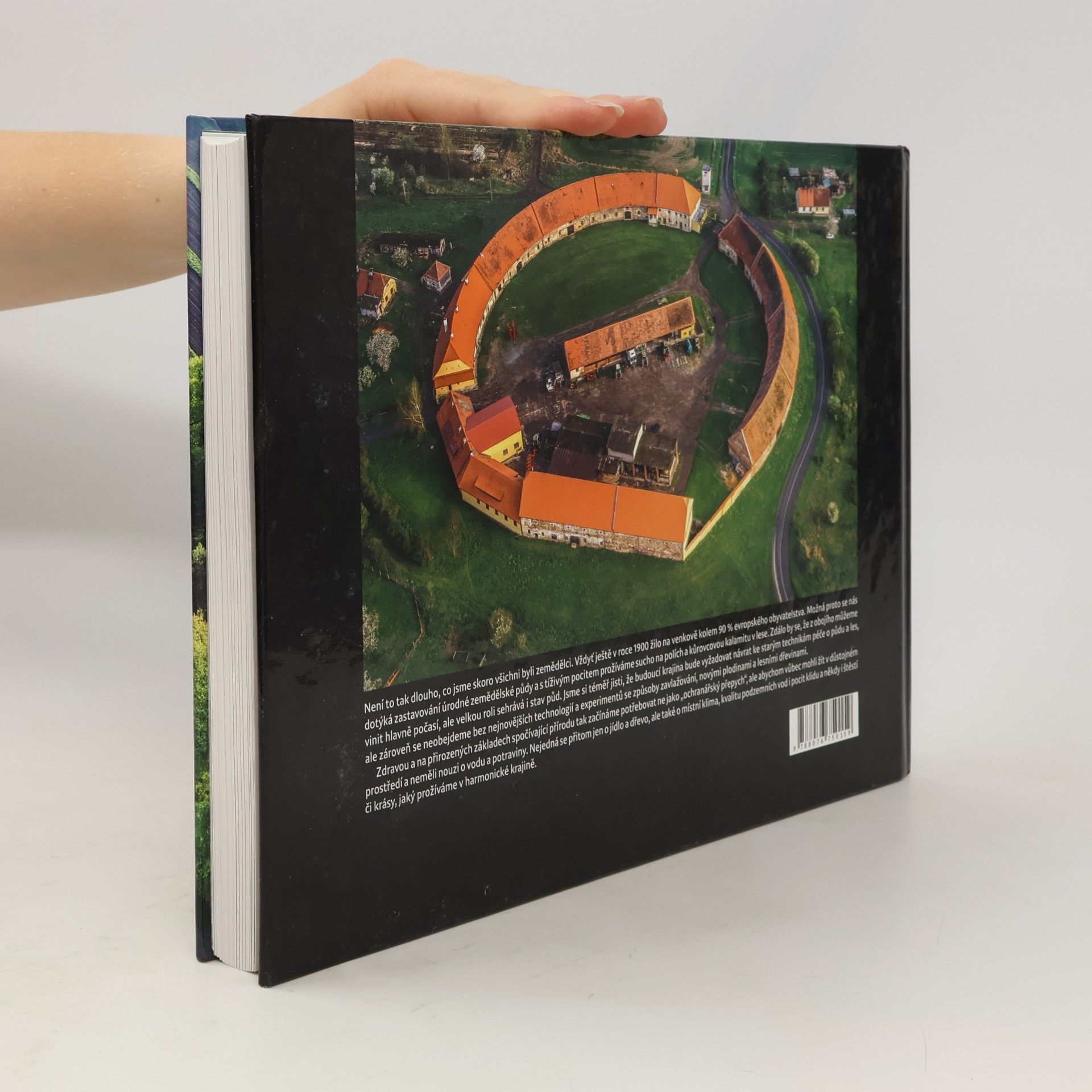 Collectif d'auteurs Půda a život civilizací: co děláme půdě, děláme sobě