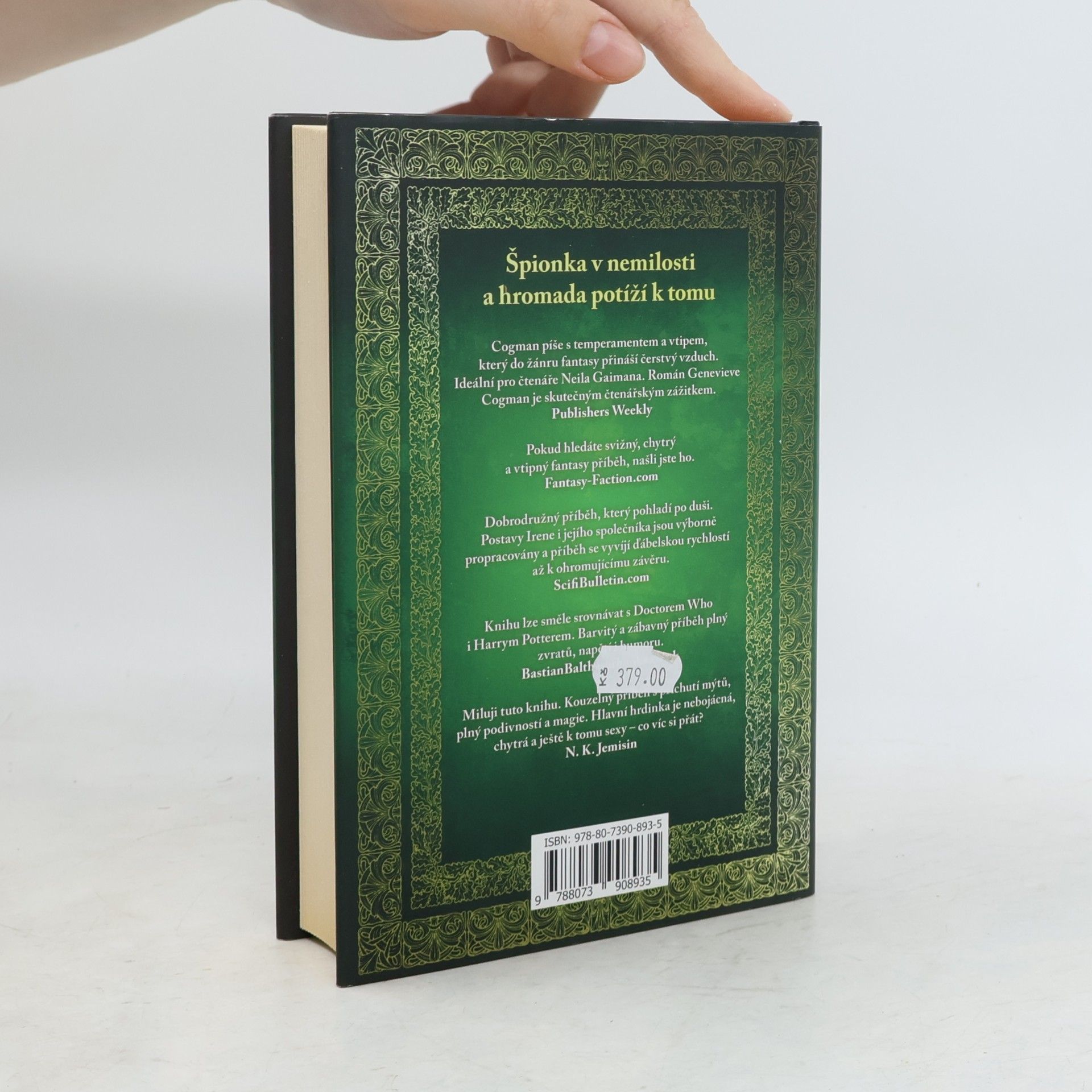 Genevieve Cogman Neviditelná knihovna. Kniha třetí. Hořící stránka