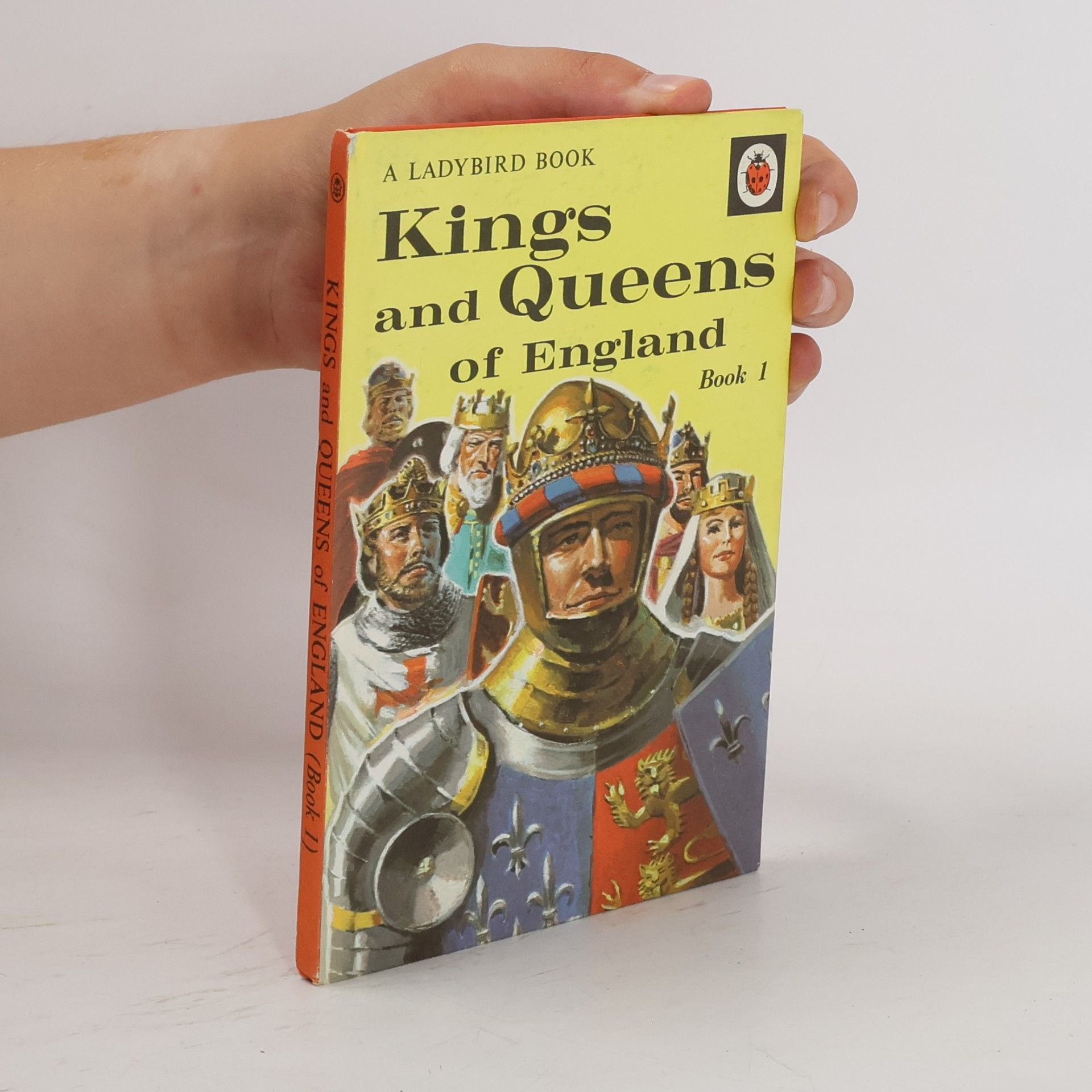 Ladybird Book - 1: Kings and Queens of England