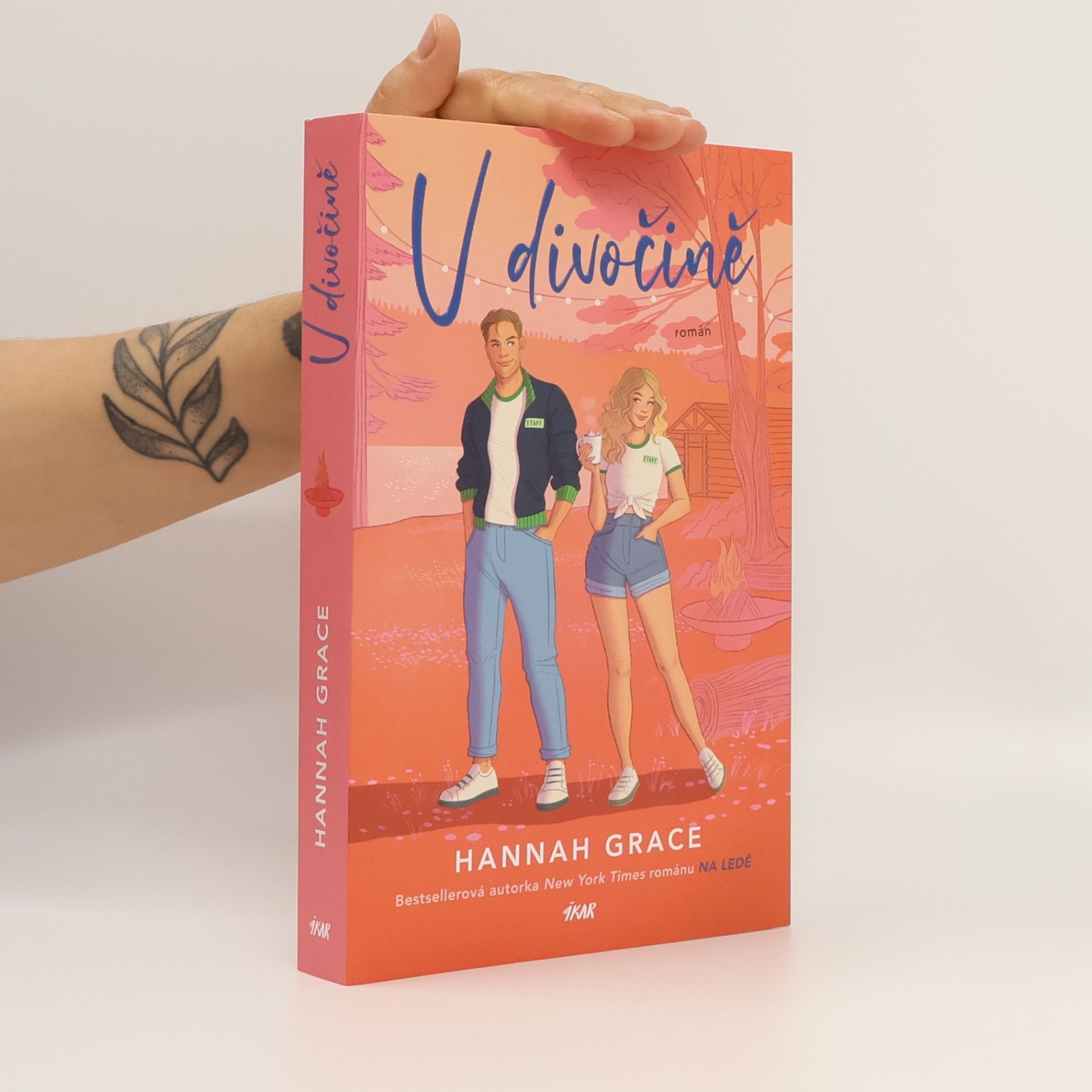 Hannah Grace V divočině
