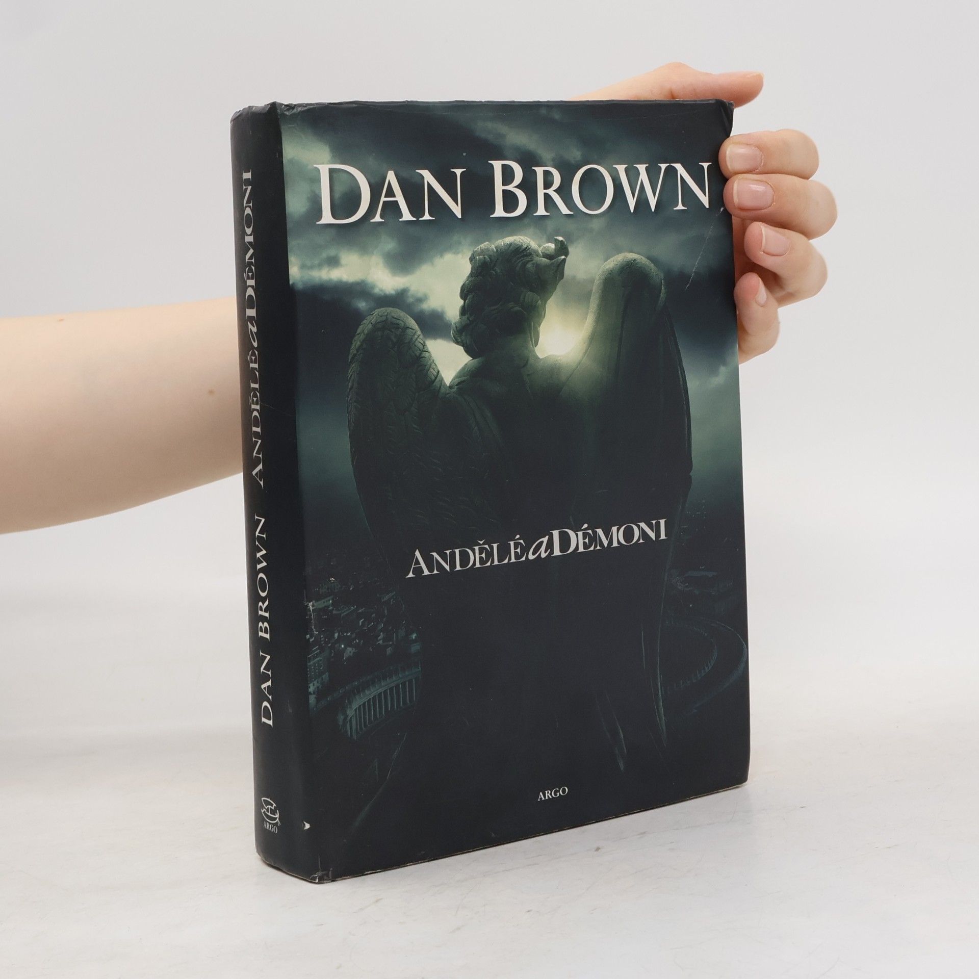 Dan Brown Andělé a démoni