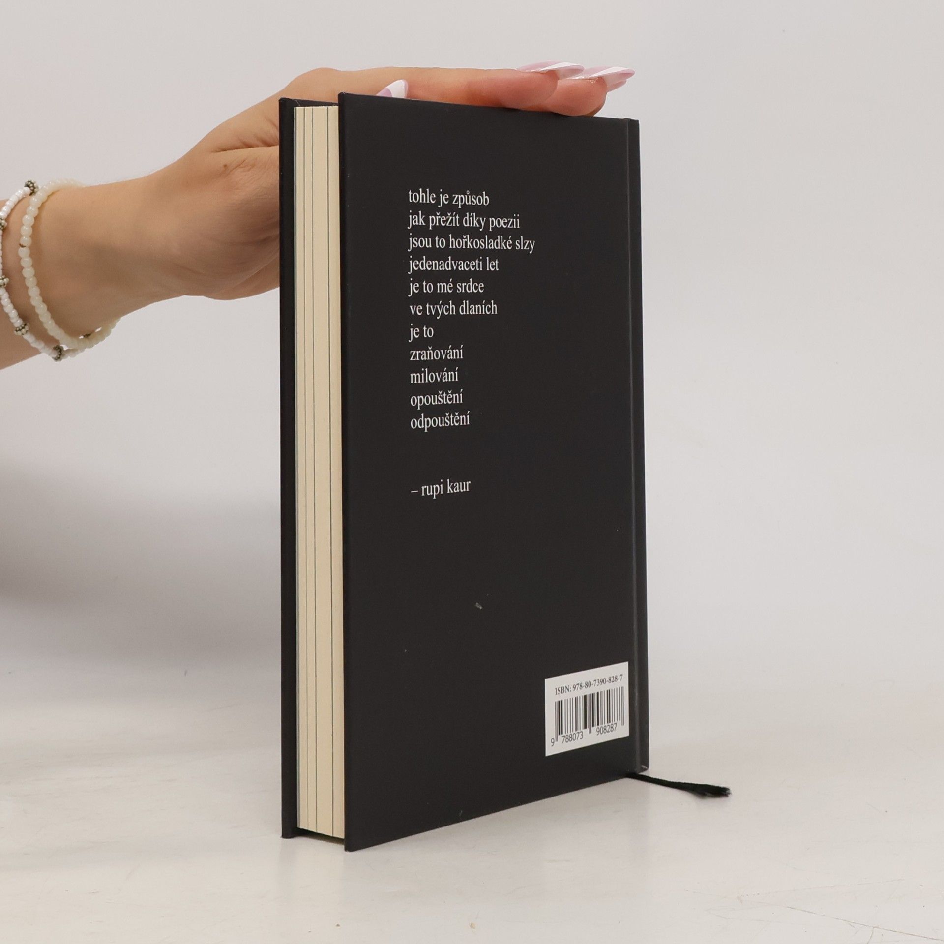 Rupi Kaur Mléko a med