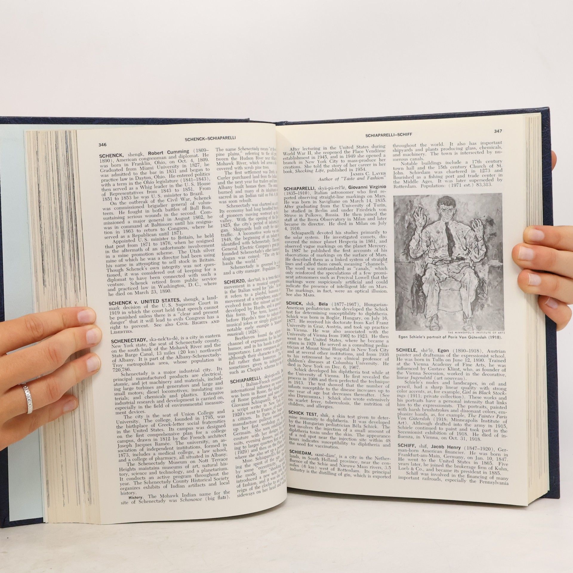 Various authors Encyclopedia Americana 24