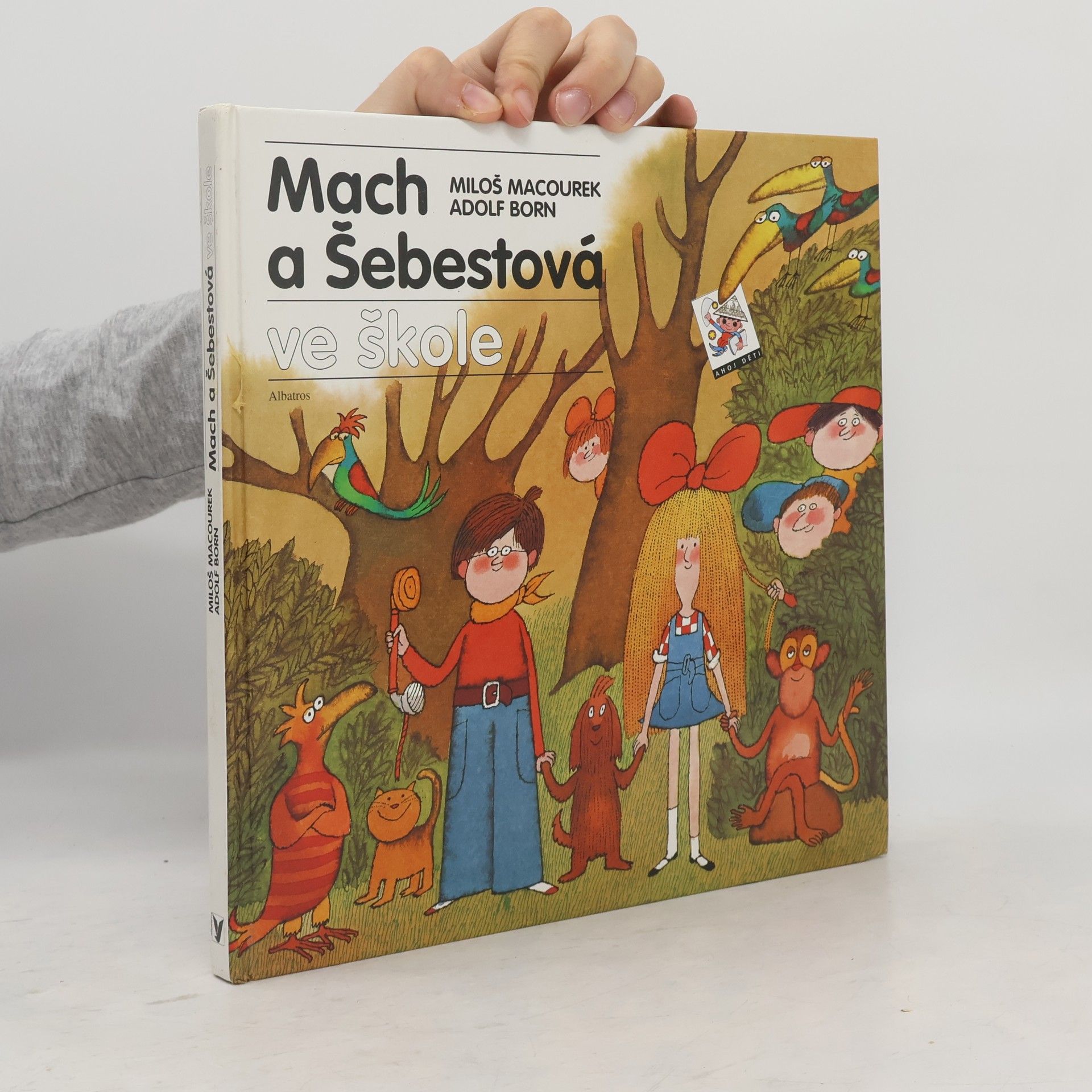 Miloš Macourek Mach a Šebestová ve škole