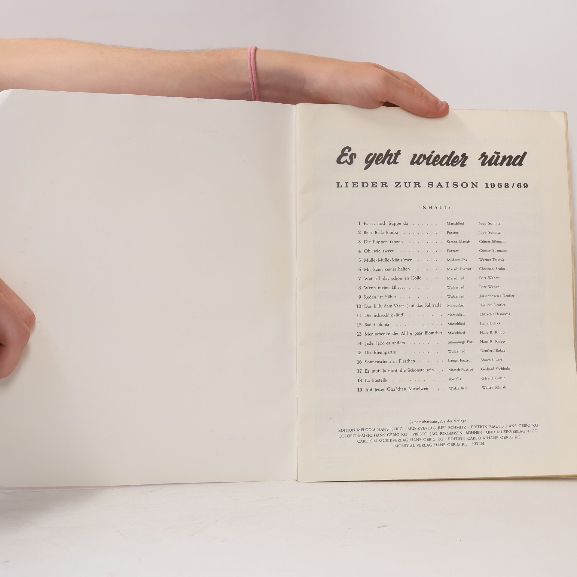 Autorenkollektiv Es geht wieder rund. Lieder zur Saison 1968/69