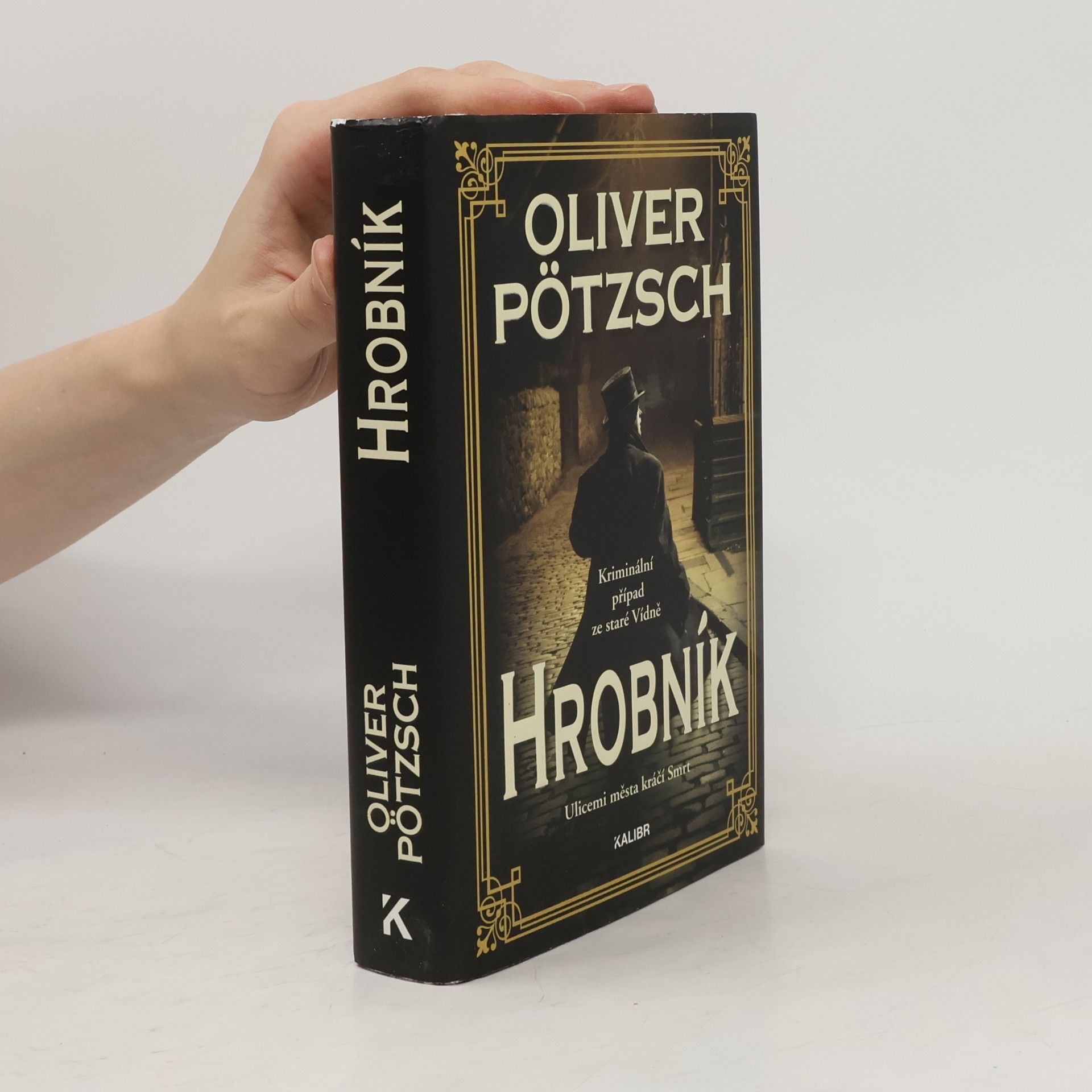 Oliver Pötzsch Hrobník