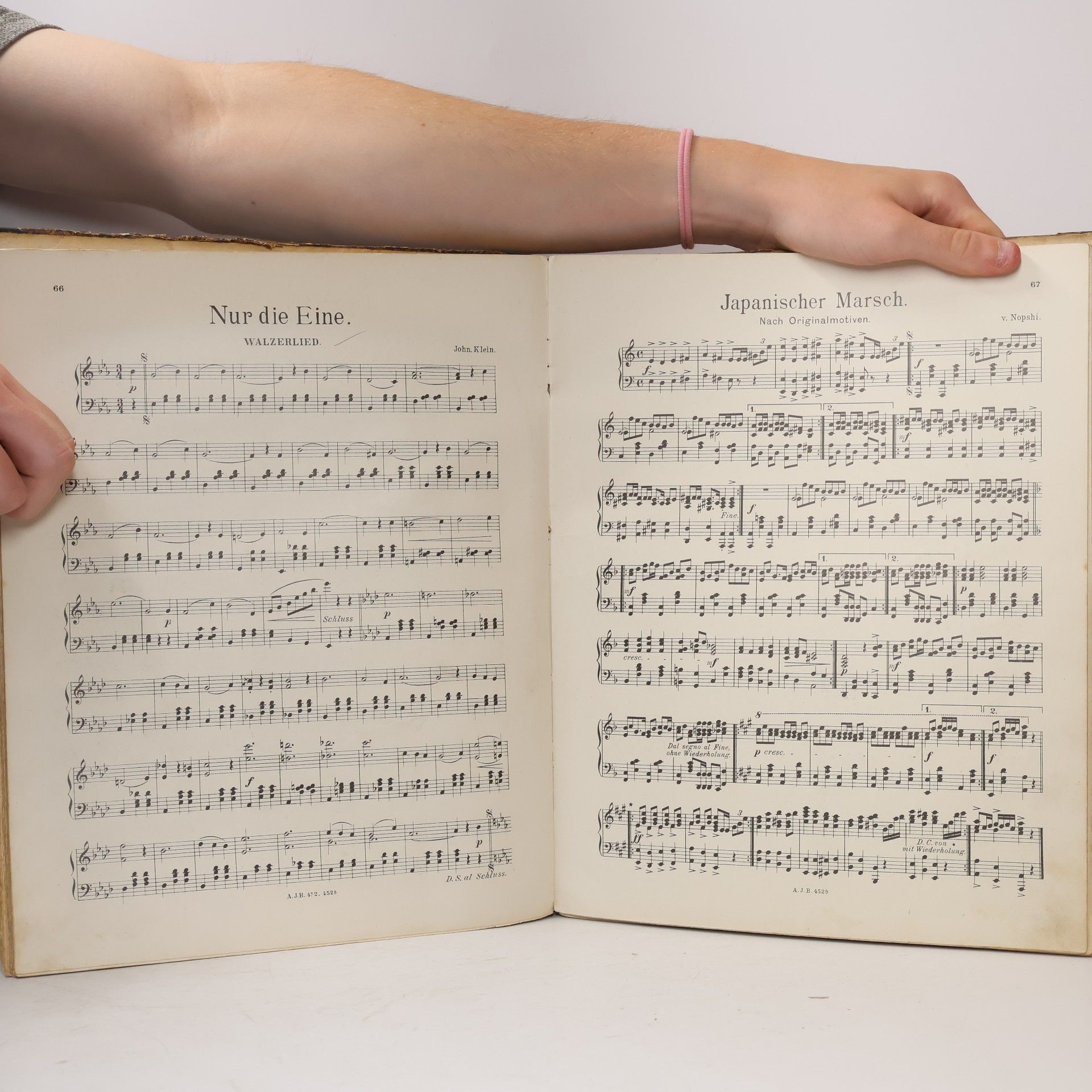Various authors Hundertundelf Tänze der beliebtesten Componisten für Pianoforte
