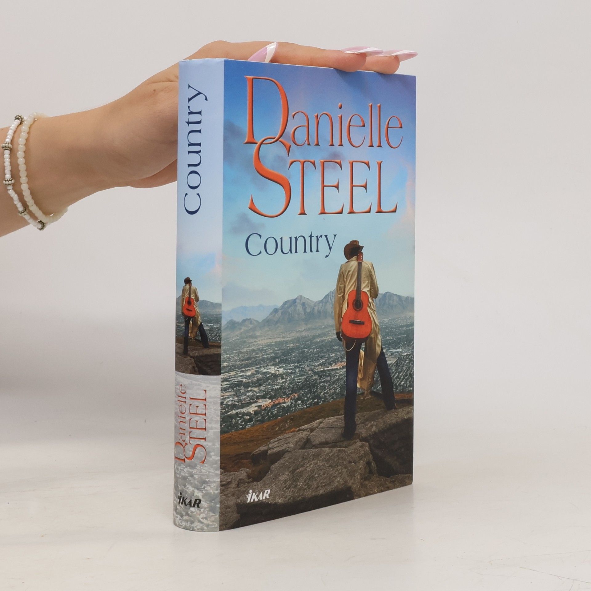 Danielle Steel Country