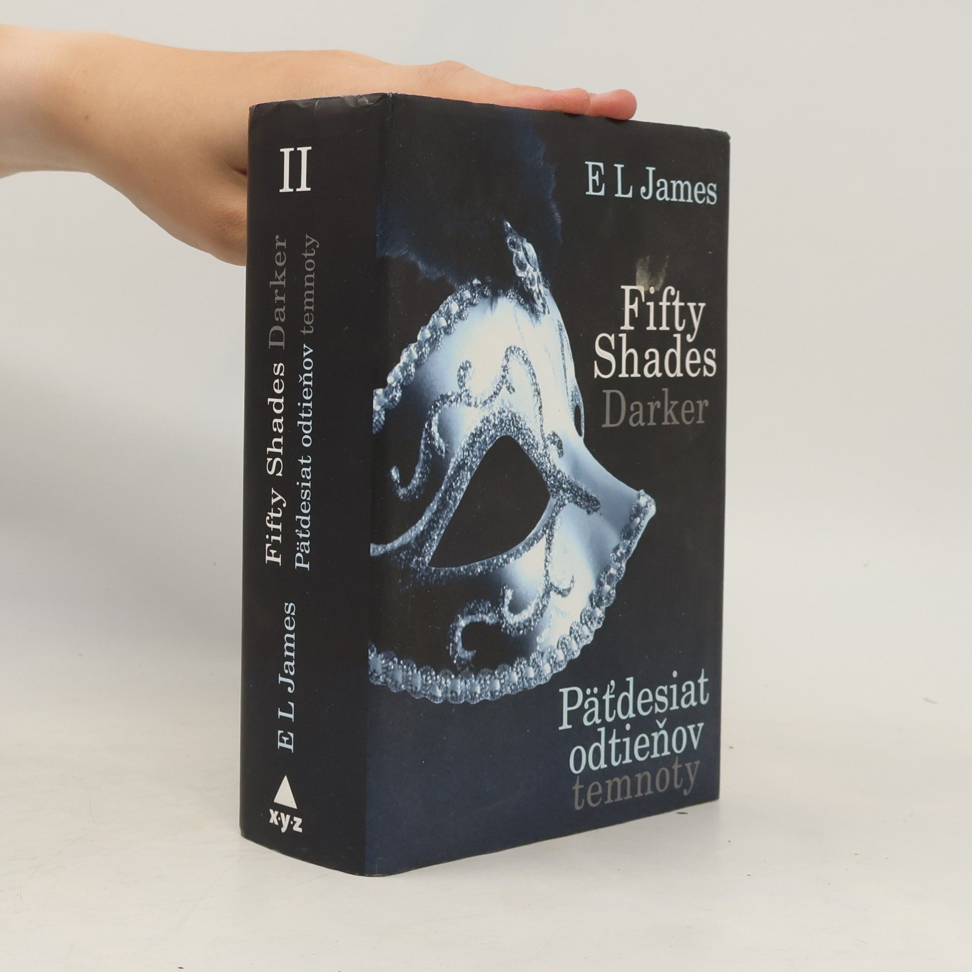 E. L. James Päťdesiat odtieňov temnoty