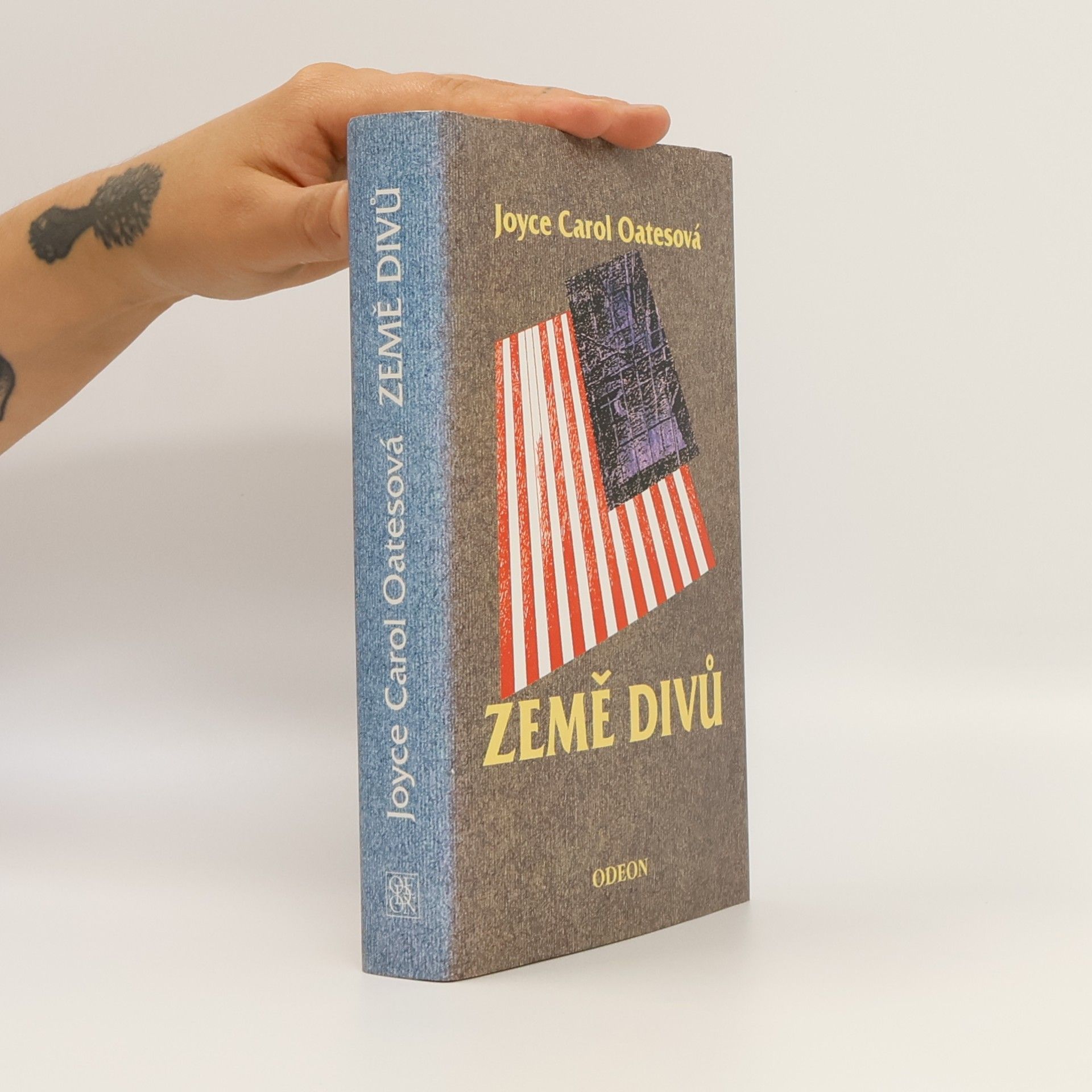 Joyce Carol Oates Země divů